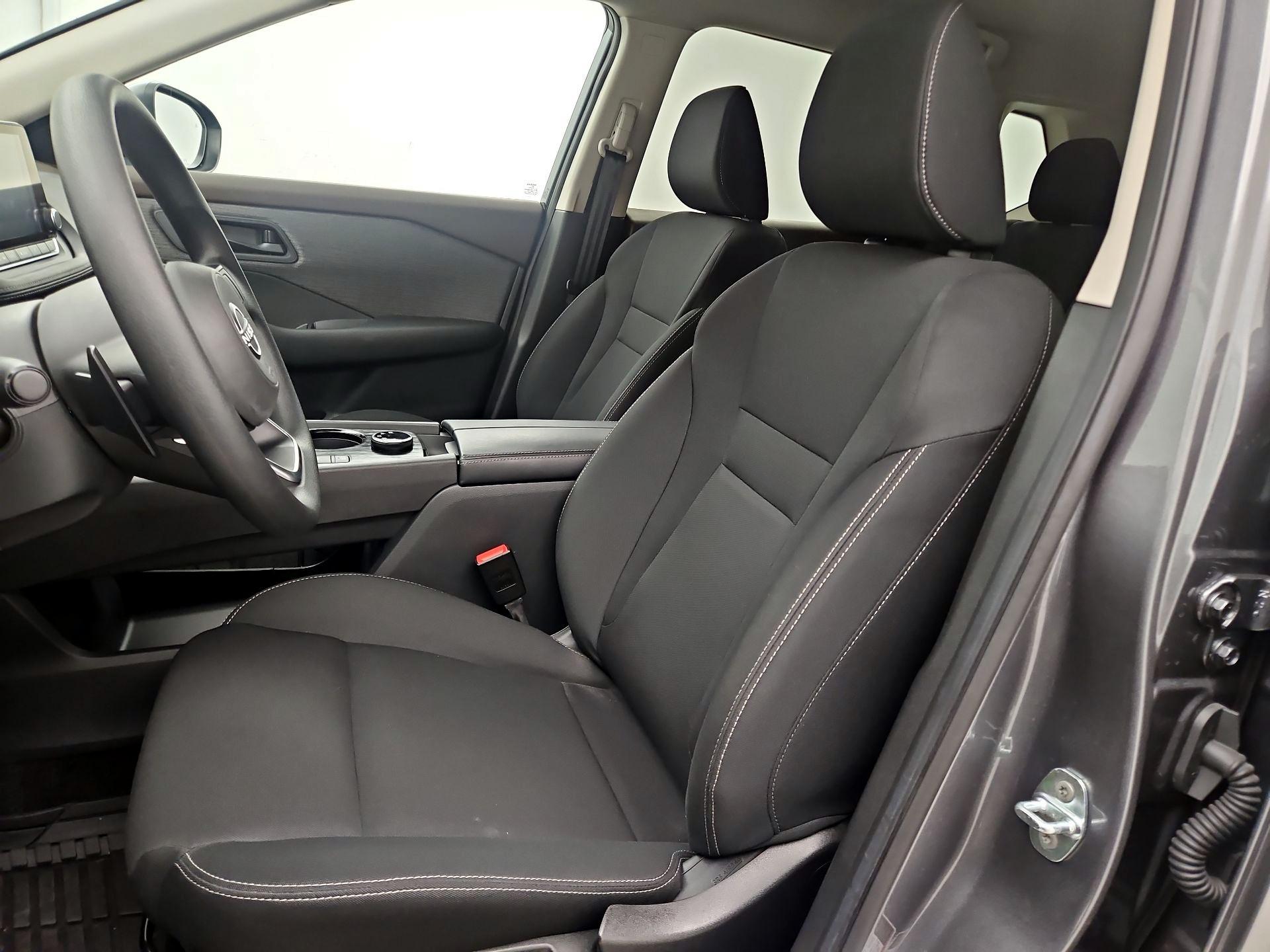 Thumbnail: 2023 Nissan Rogue - 11