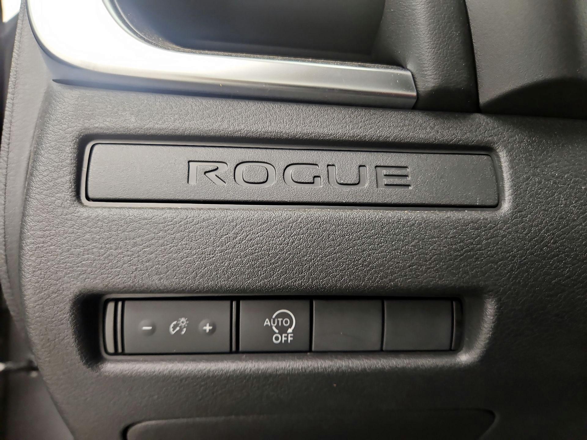 Thumbnail: 2023 Nissan Rogue - 13