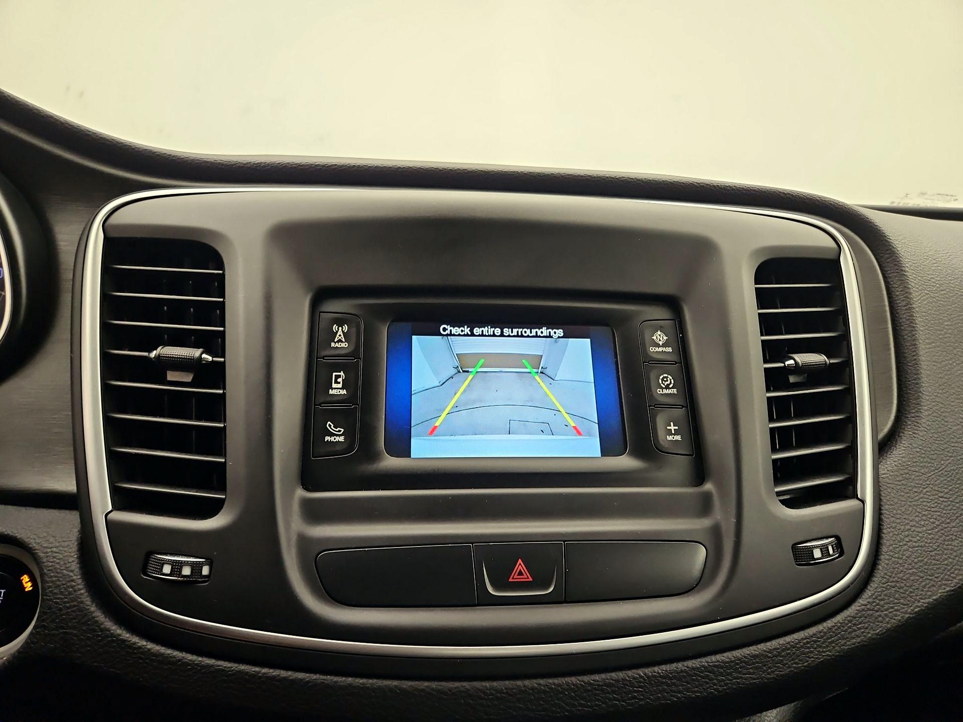 Thumbnail: 2015 Chrysler 200 - 14