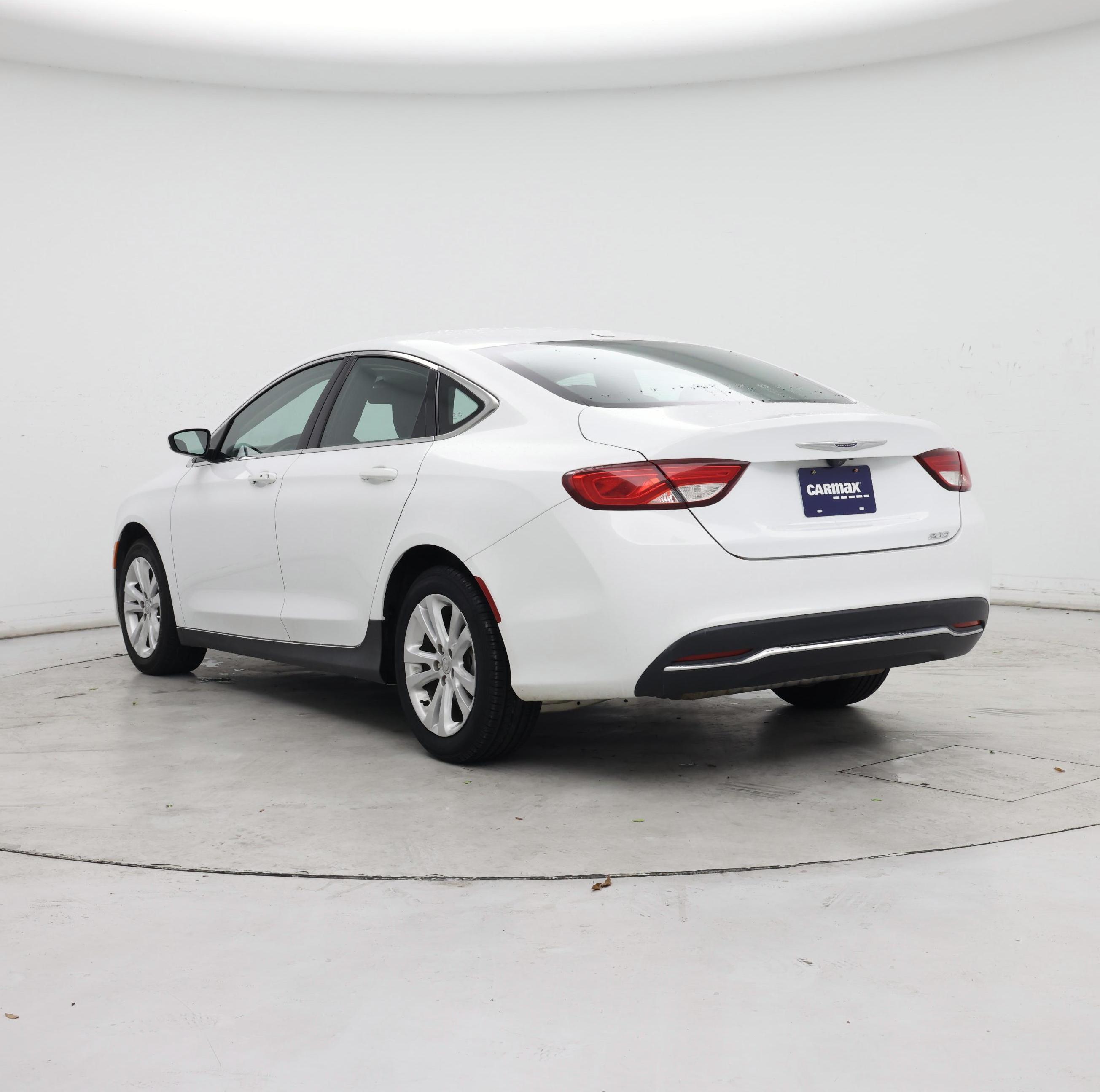 Thumbnail: 2015 Chrysler 200 - 2