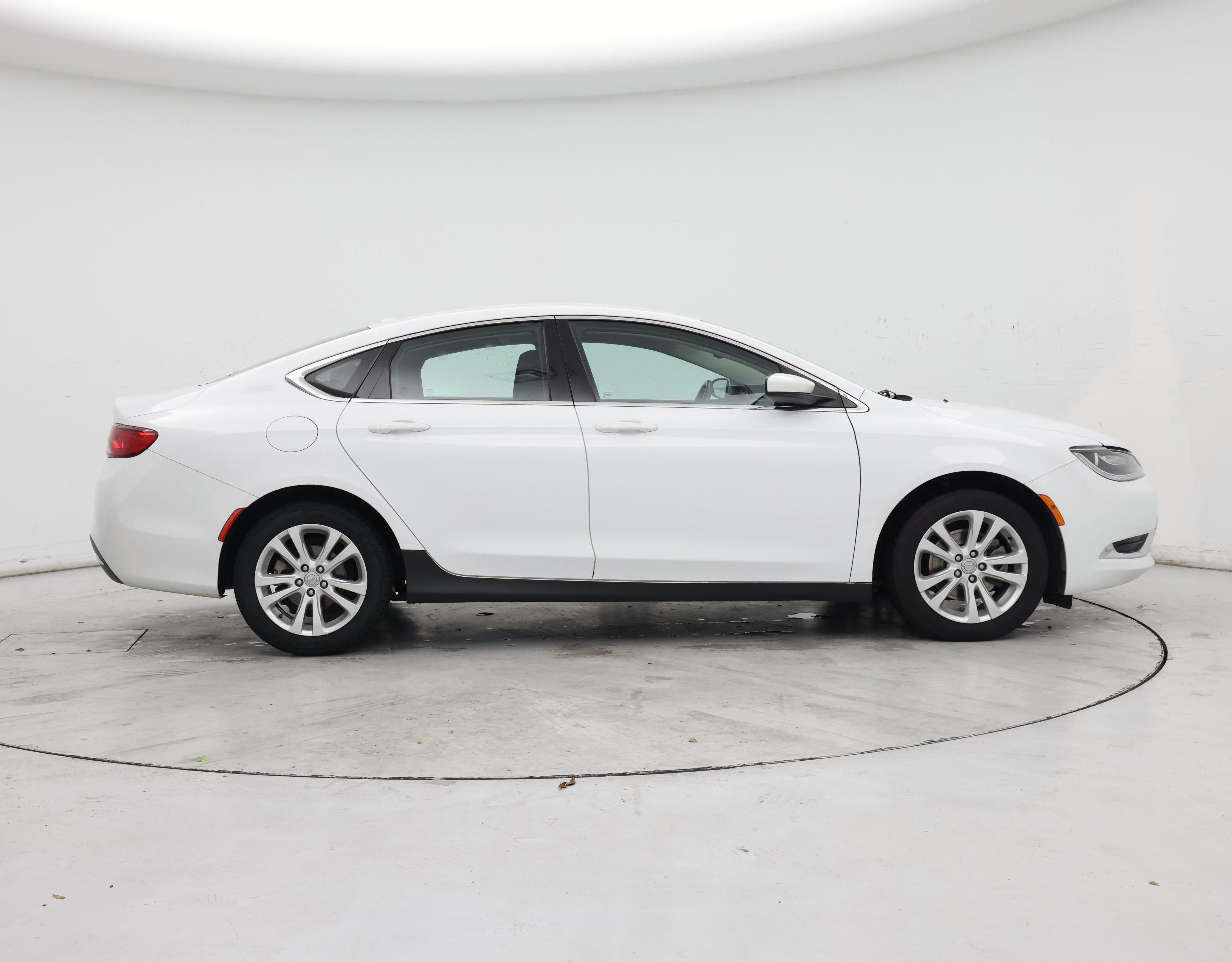 Thumbnail: 2015 Chrysler 200 - 7