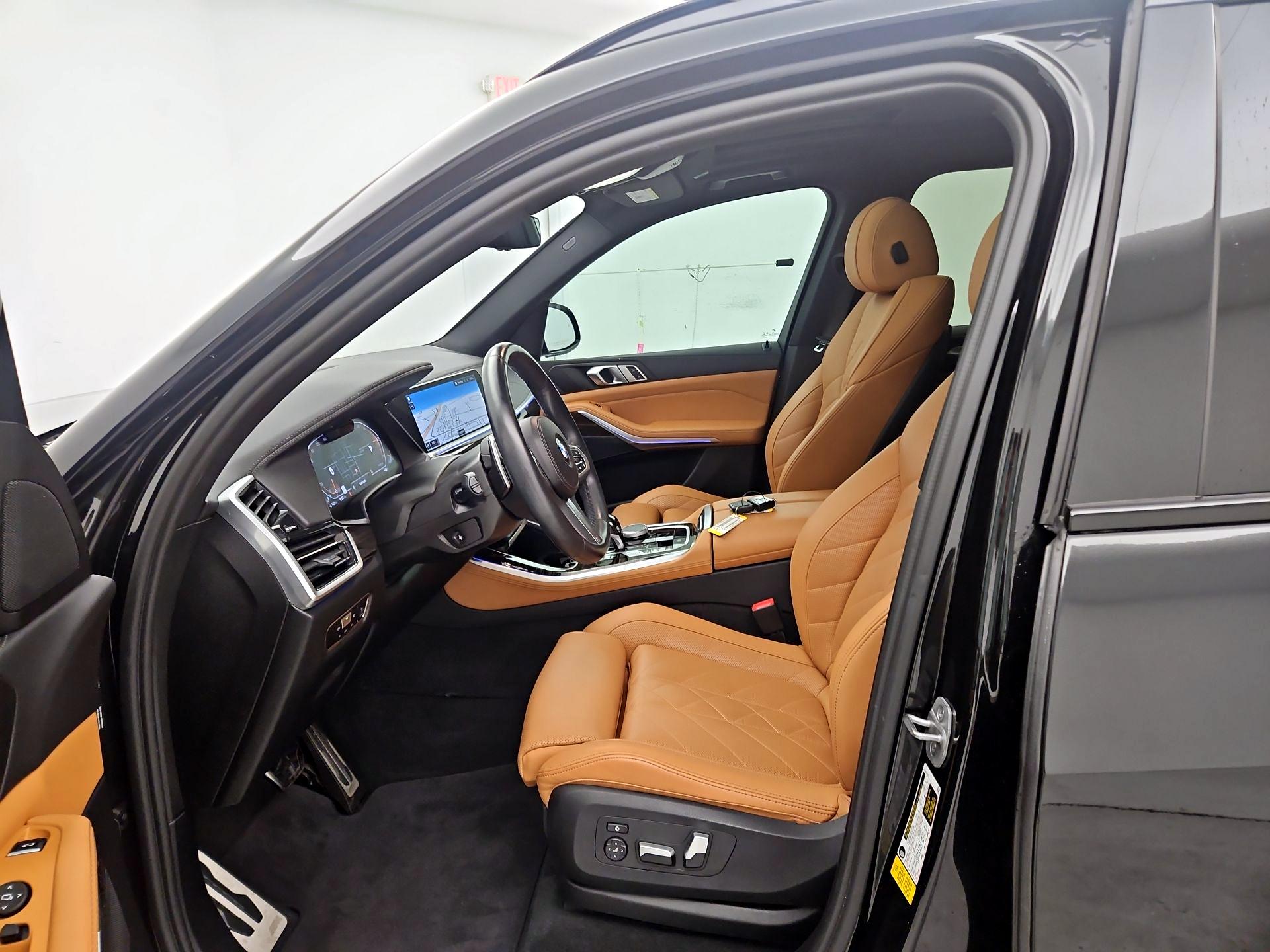 Thumbnail: 2023 BMW X5 - 11