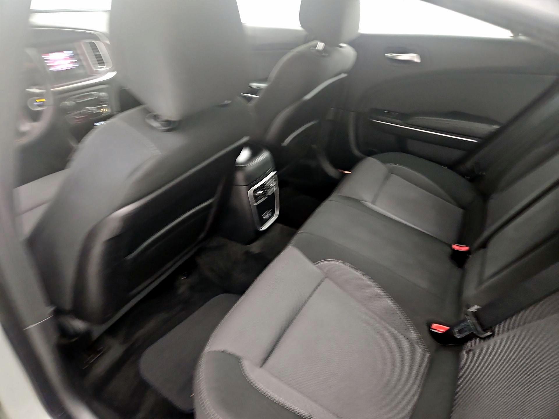 Thumbnail: 2016 Dodge Charger - 18