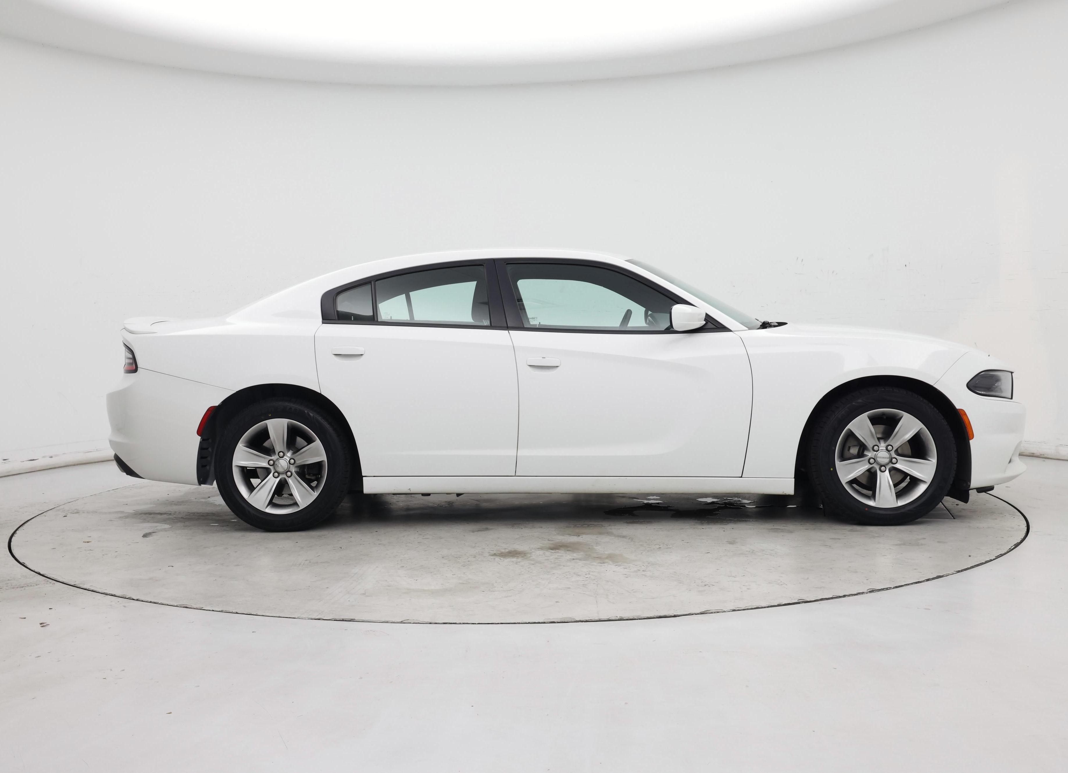 Thumbnail: 2016 Dodge Charger - 7