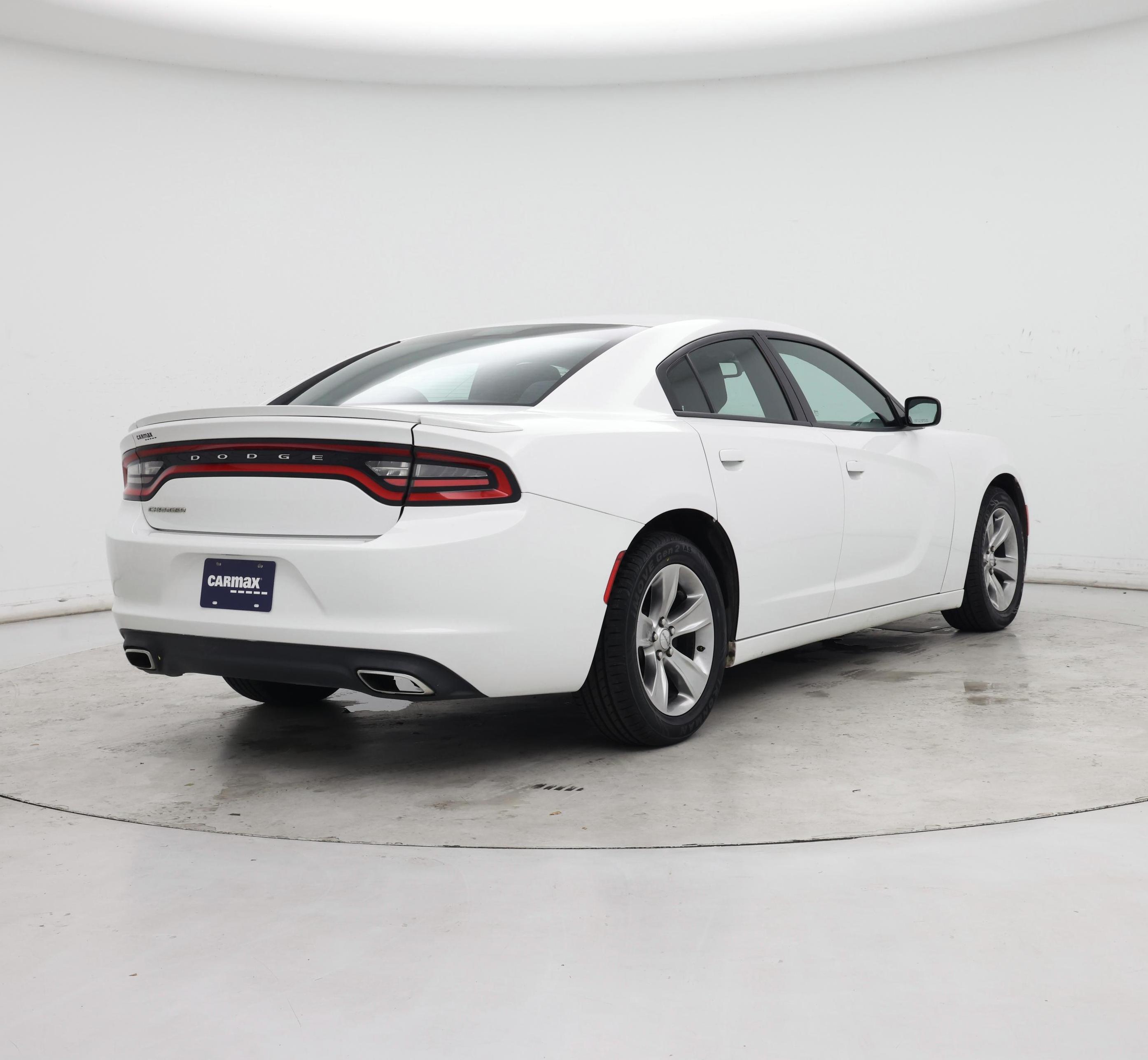 Thumbnail: 2016 Dodge Charger - 8
