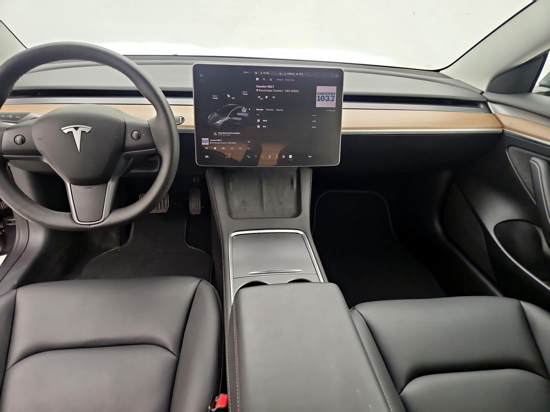 Thumbnail: 2023 Tesla Model 3 - 9