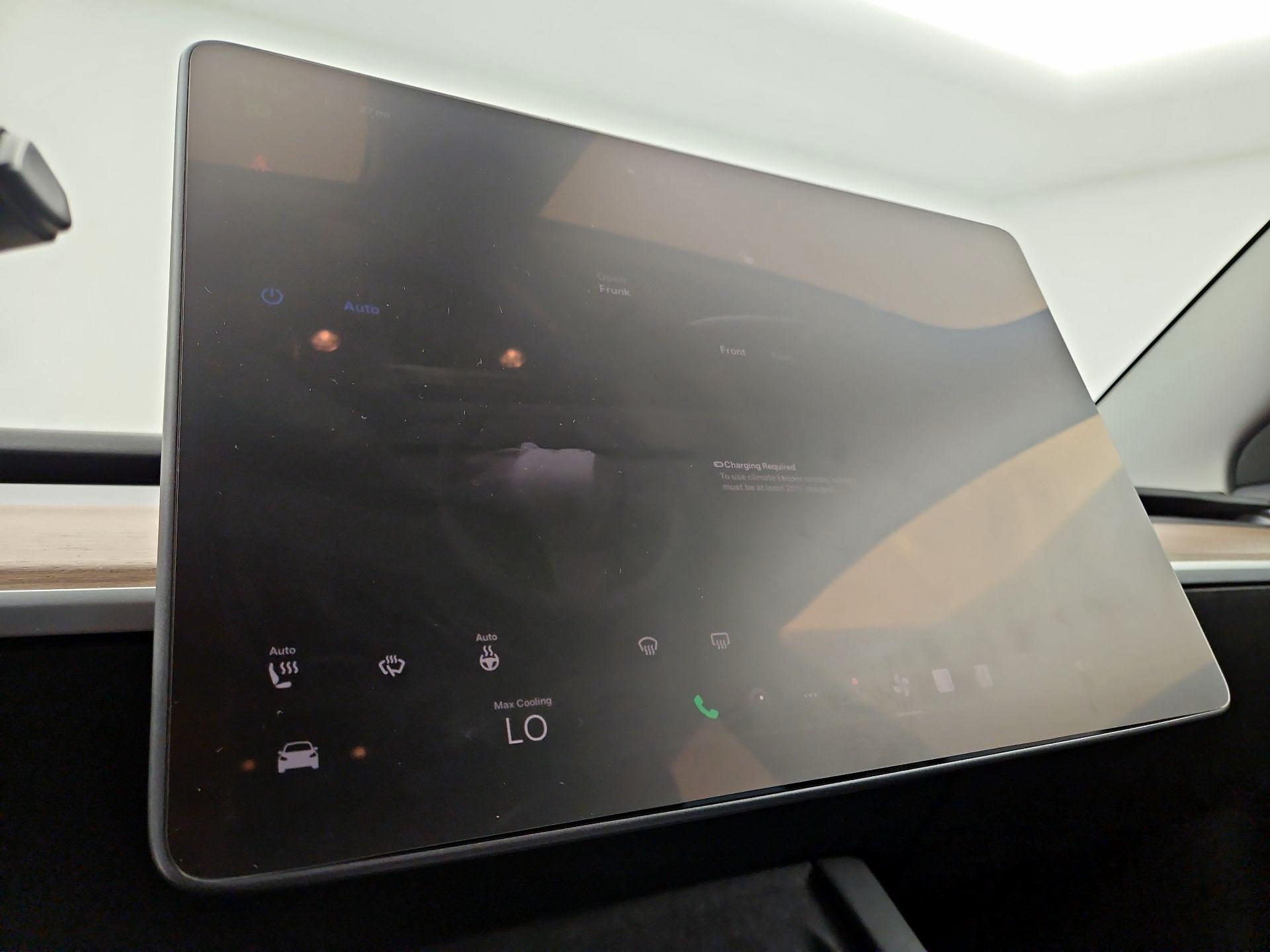 Thumbnail: 2023 Tesla Model 3 - 16
