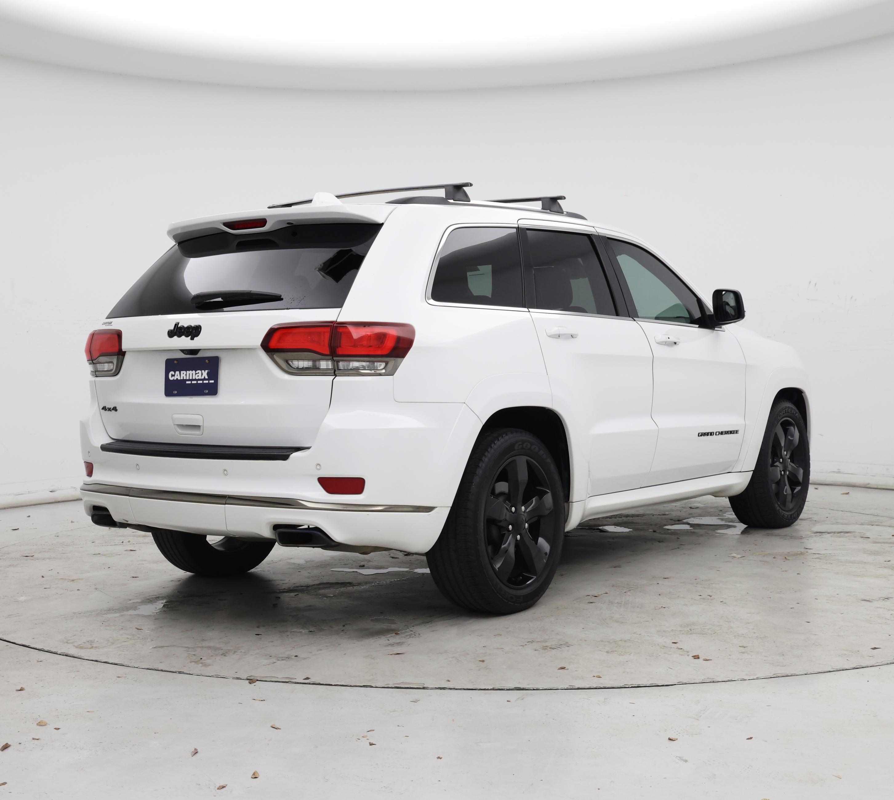 Thumbnail: 2015 Jeep Grand Cherokee - 8