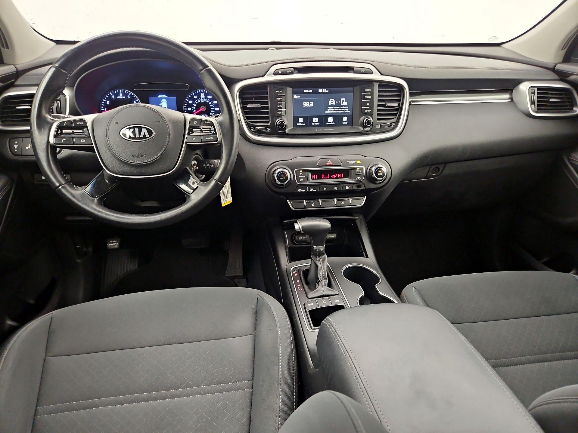 Thumbnail: 2019 Kia Sorento - 9