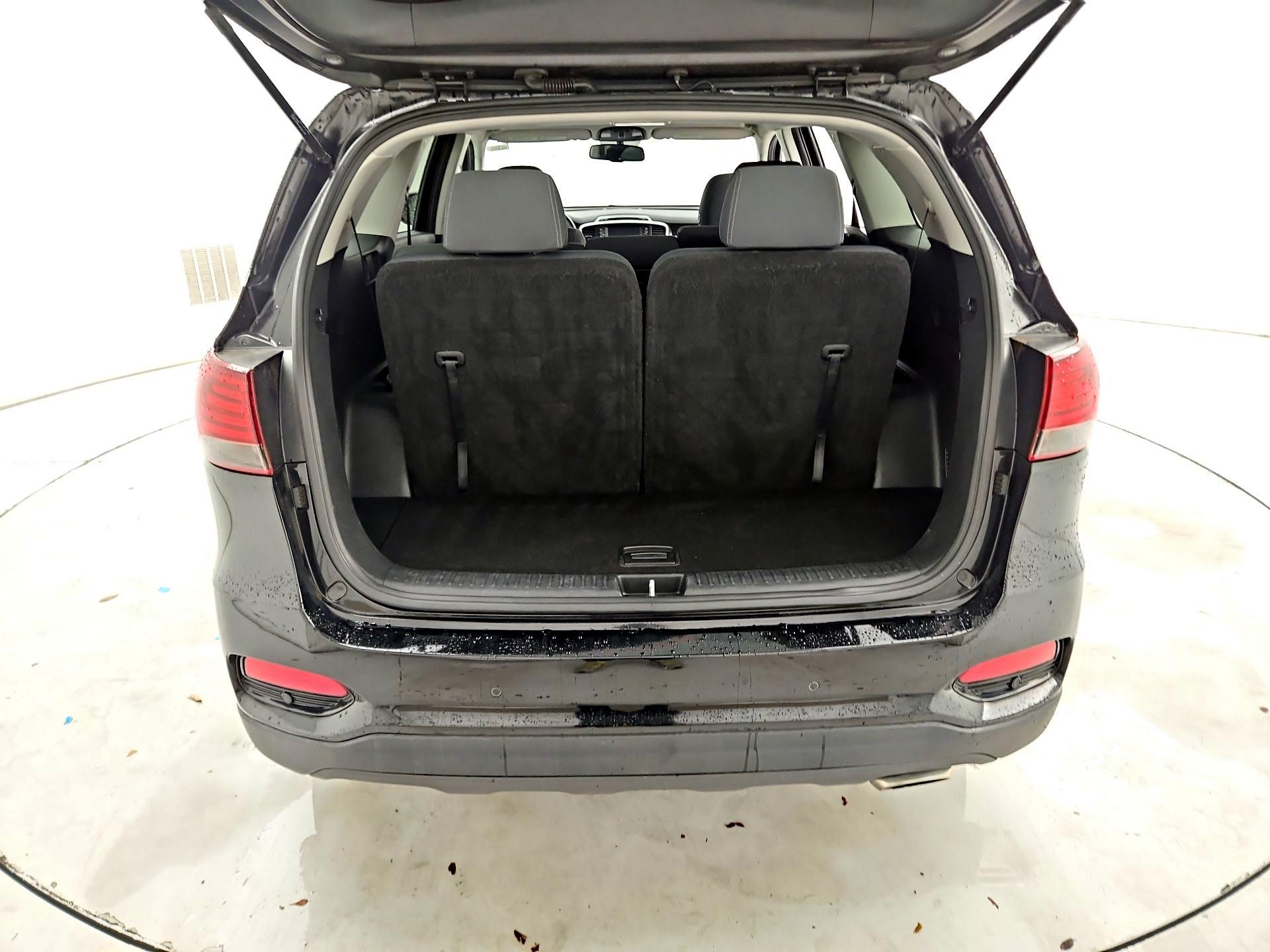 Thumbnail: 2019 Kia Sorento - 20