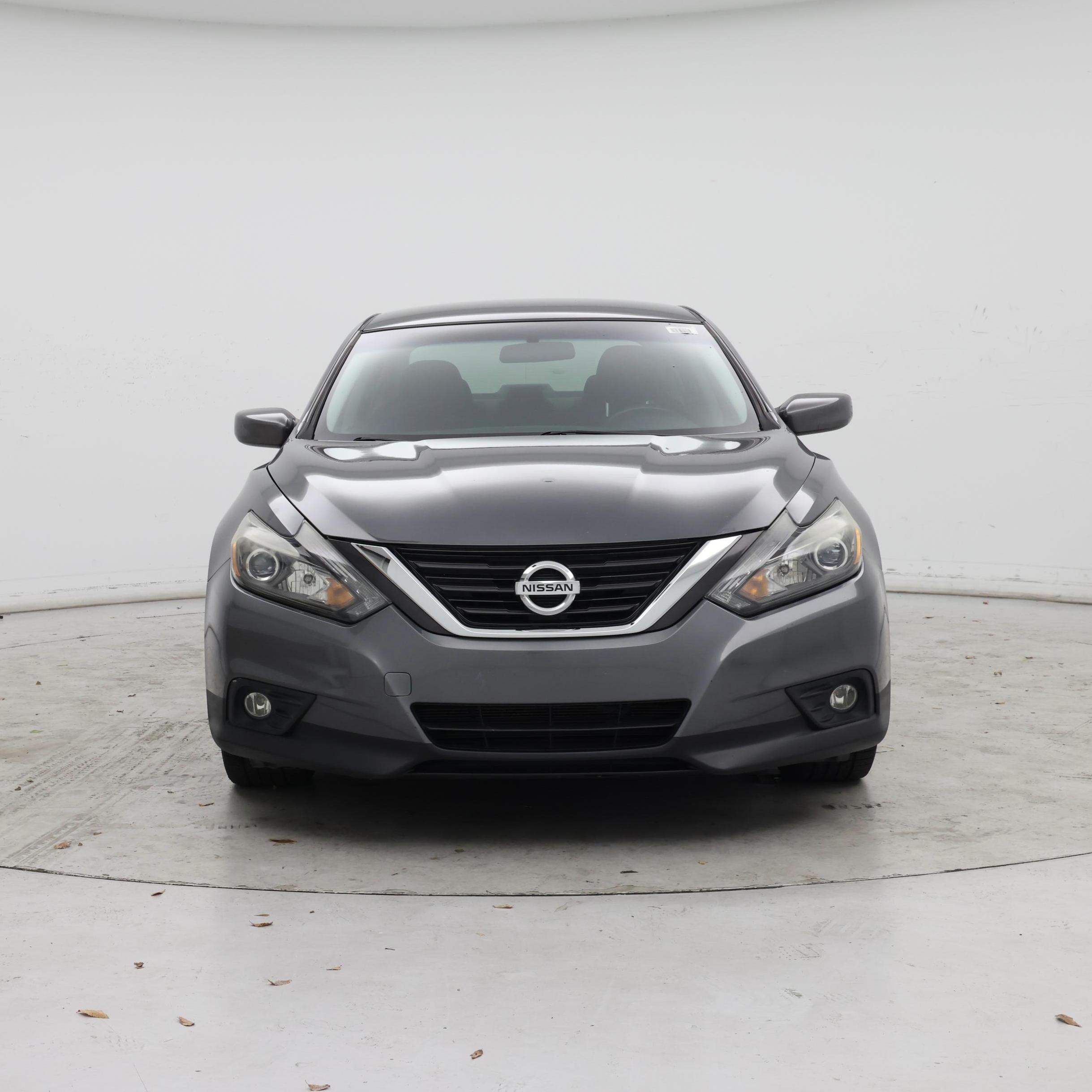 Thumbnail: 2017 Nissan Altima - 5