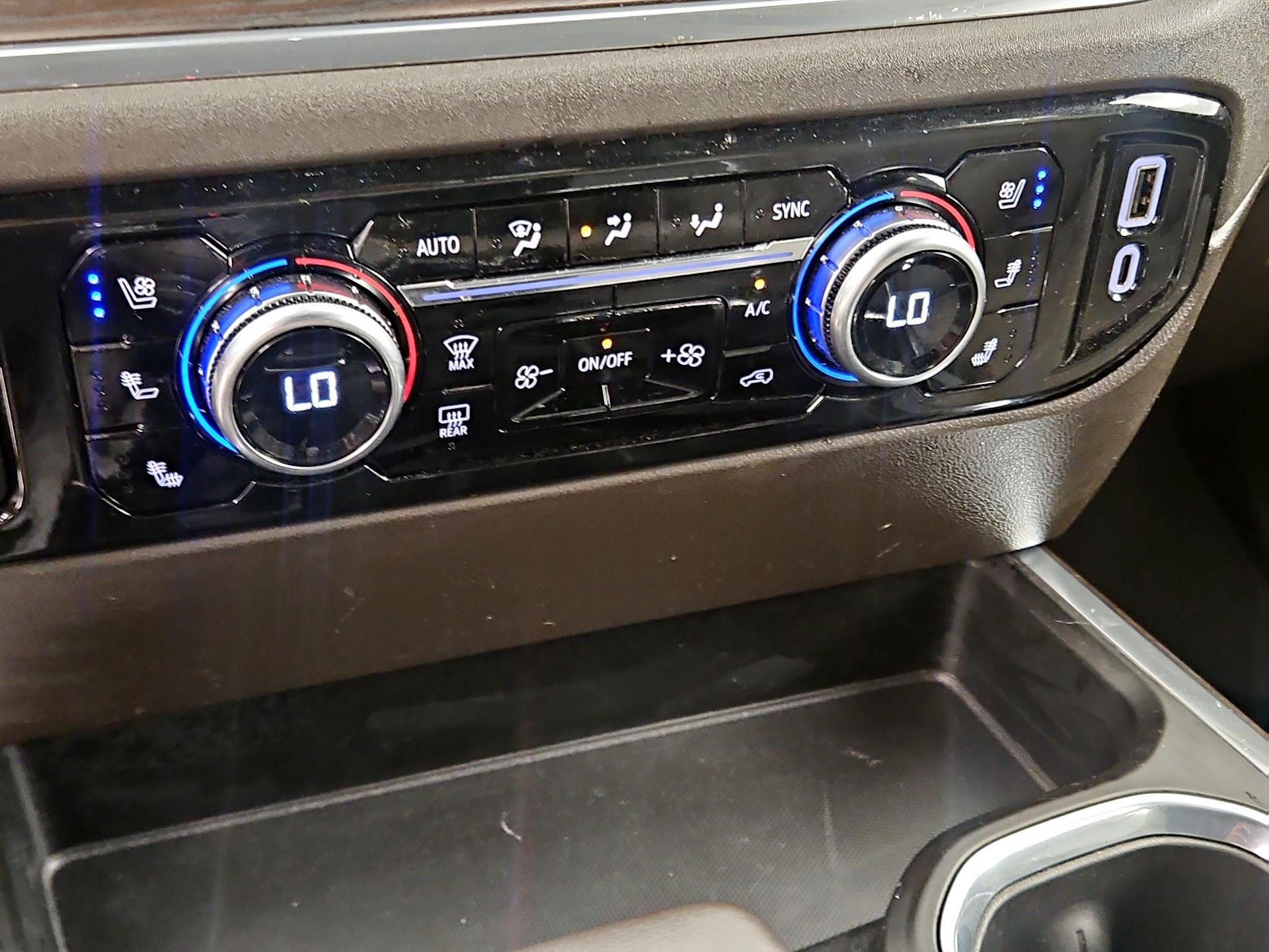 Thumbnail: 2023 GMC Sierra 1500 - 17