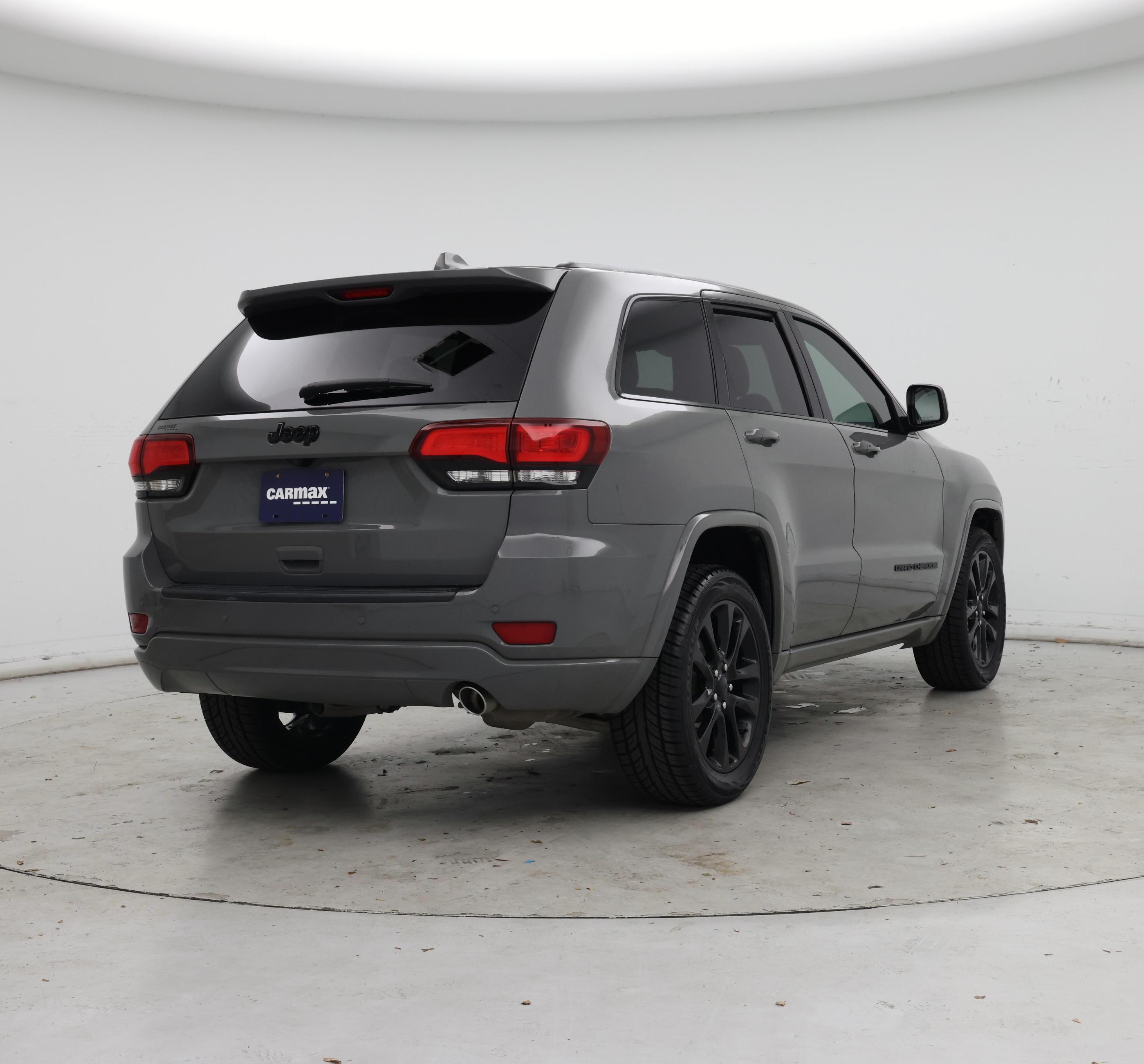 Thumbnail: 2020 Jeep Grand Cherokee - 8