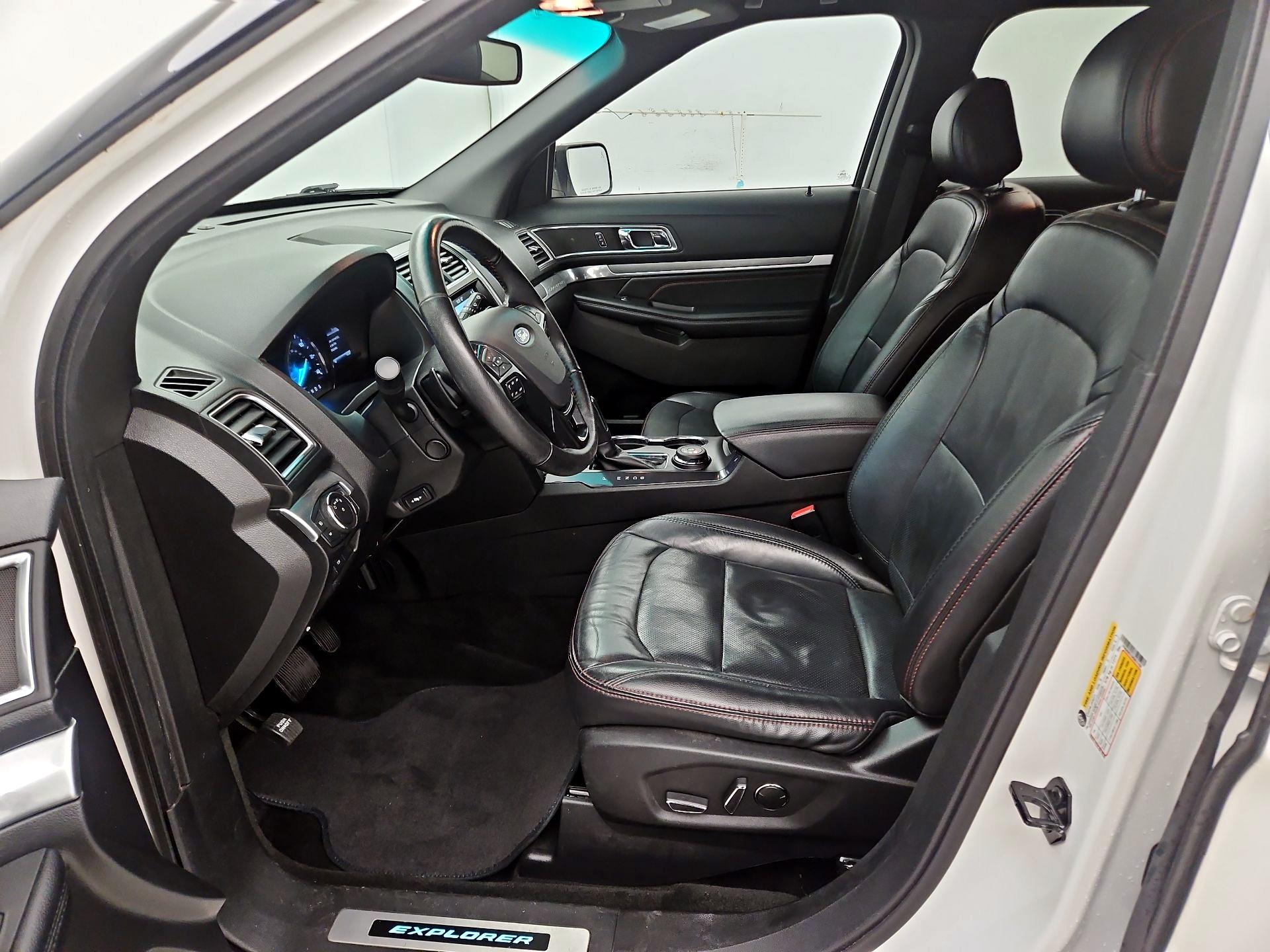 Thumbnail: 2017 Ford Explorer - 11