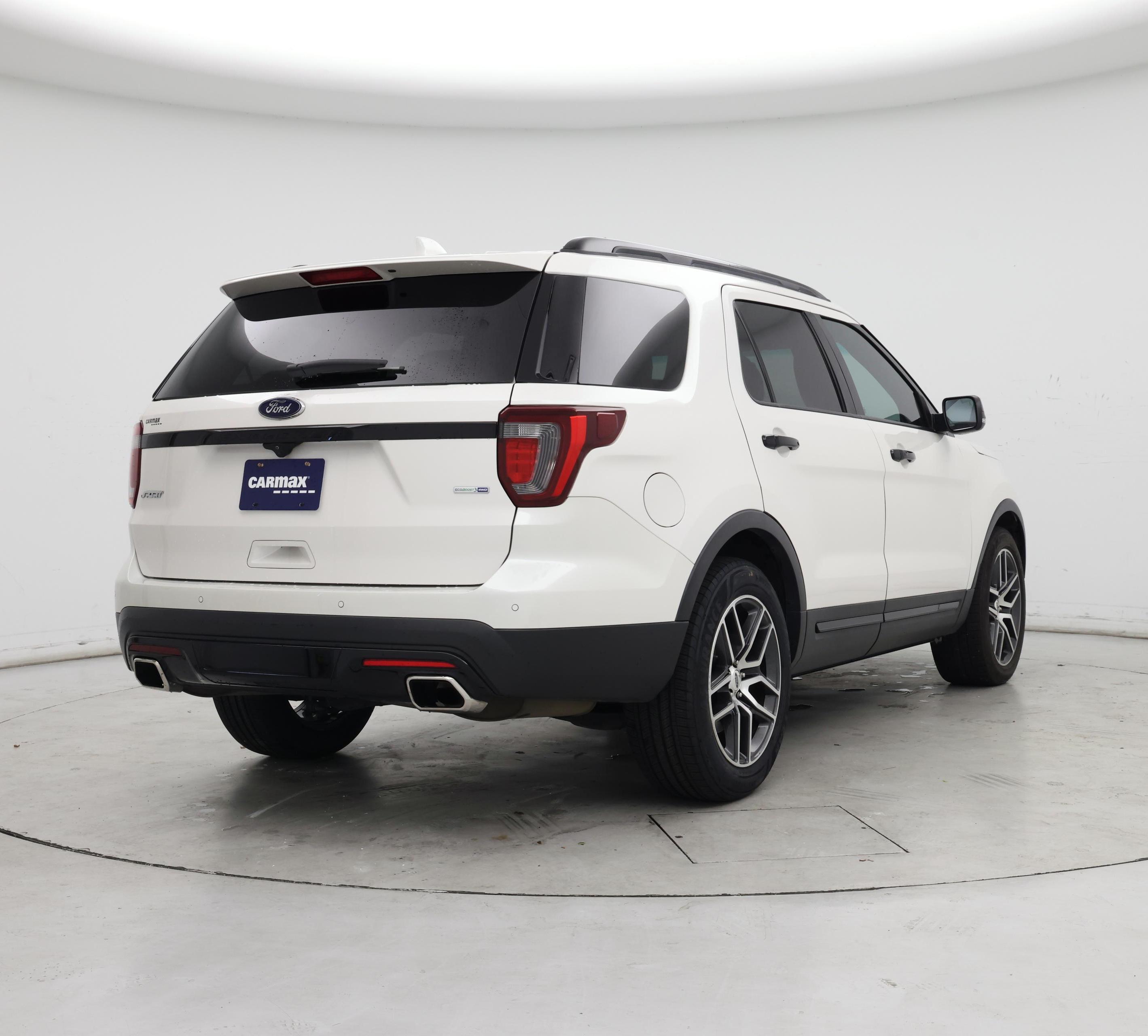 Thumbnail: 2017 Ford Explorer - 8