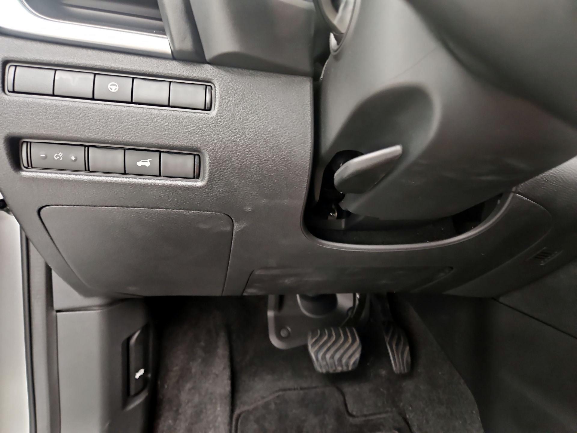 Thumbnail: 2022 Nissan Rogue - 13