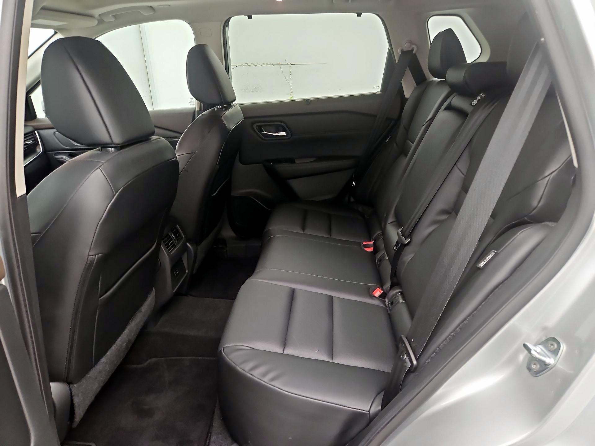 Thumbnail: 2022 Nissan Rogue - 19