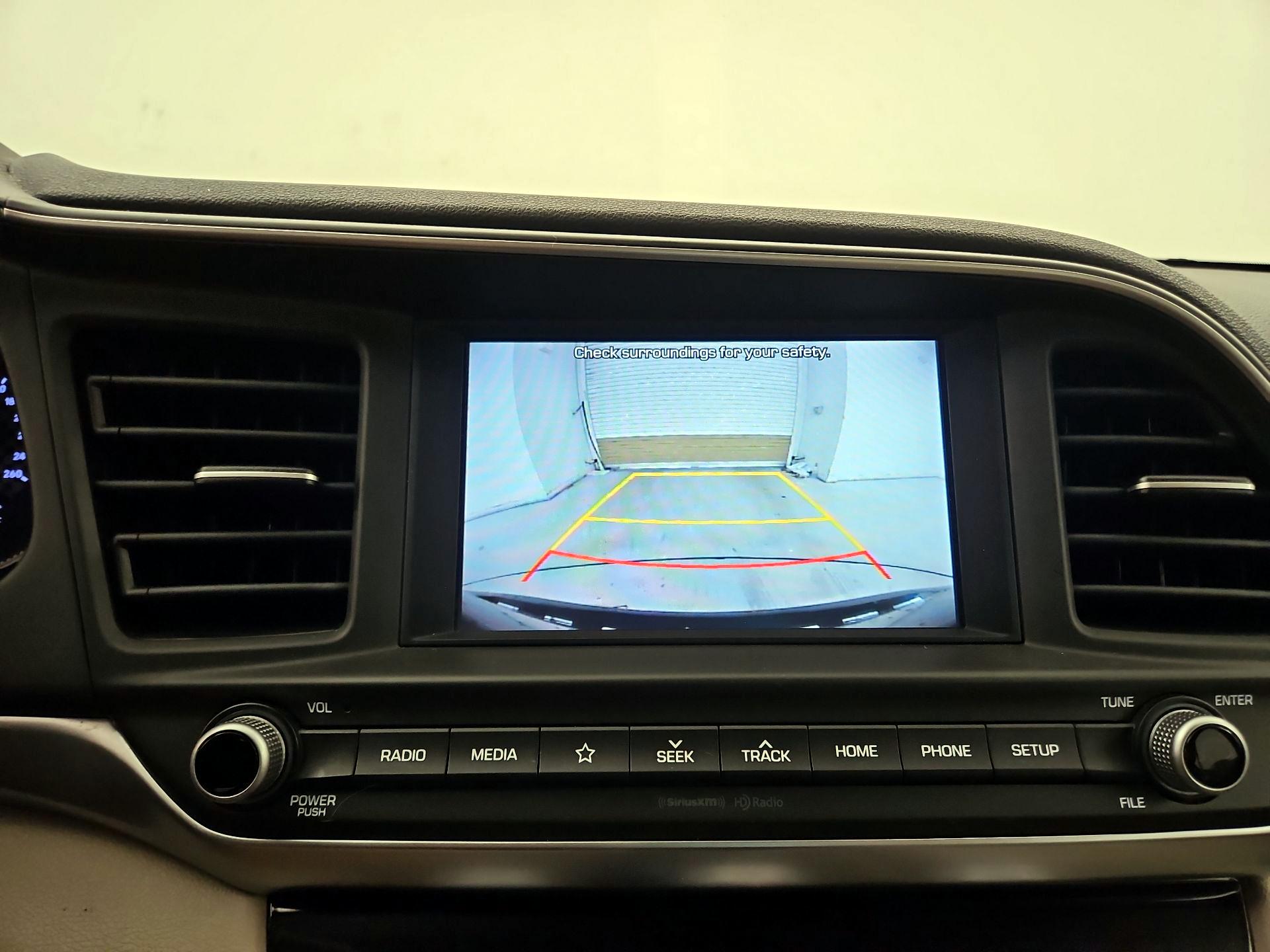 Thumbnail: 2019 Hyundai Elantra - 14