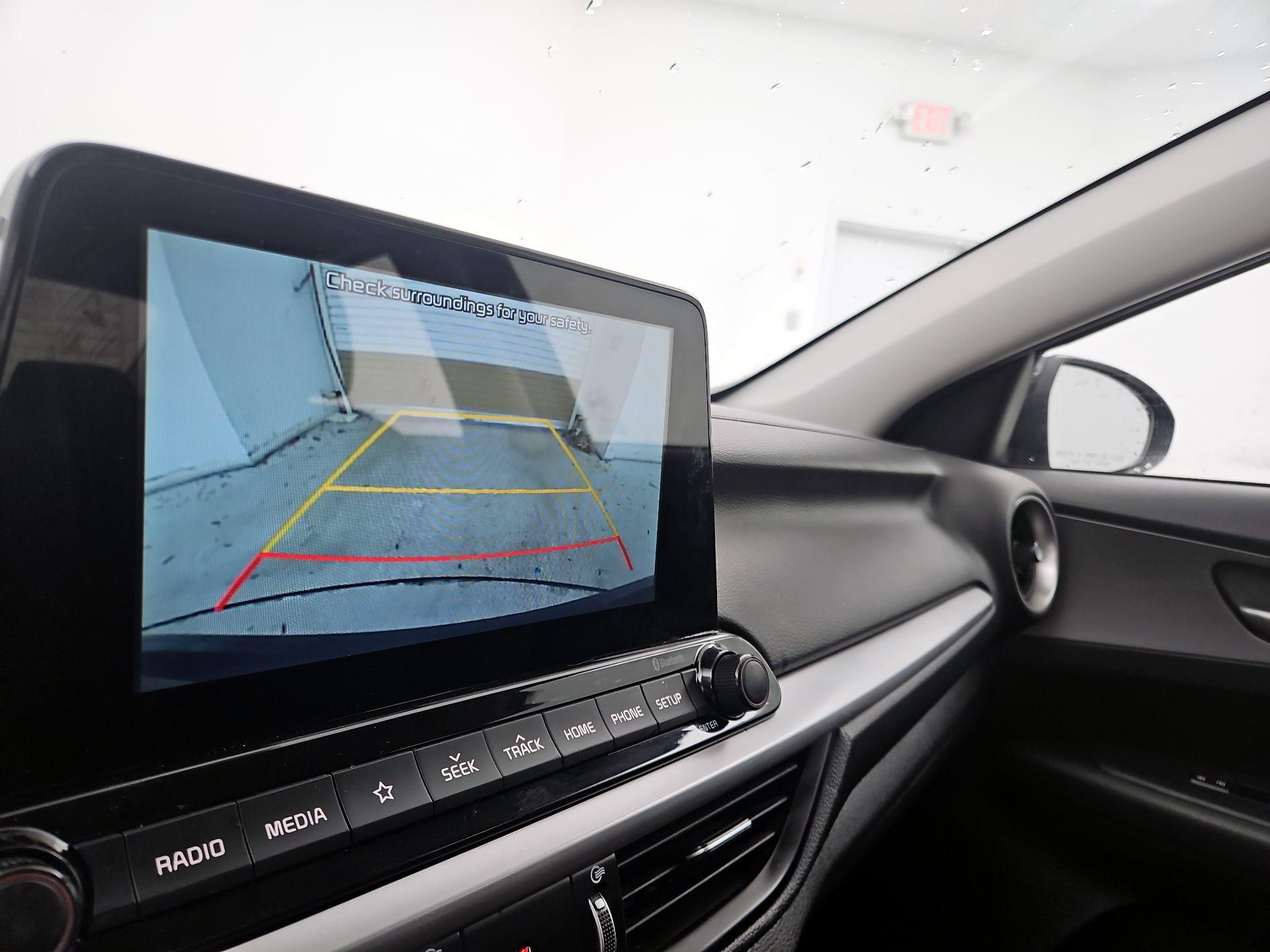 Thumbnail: 2019 Kia Forte - 14