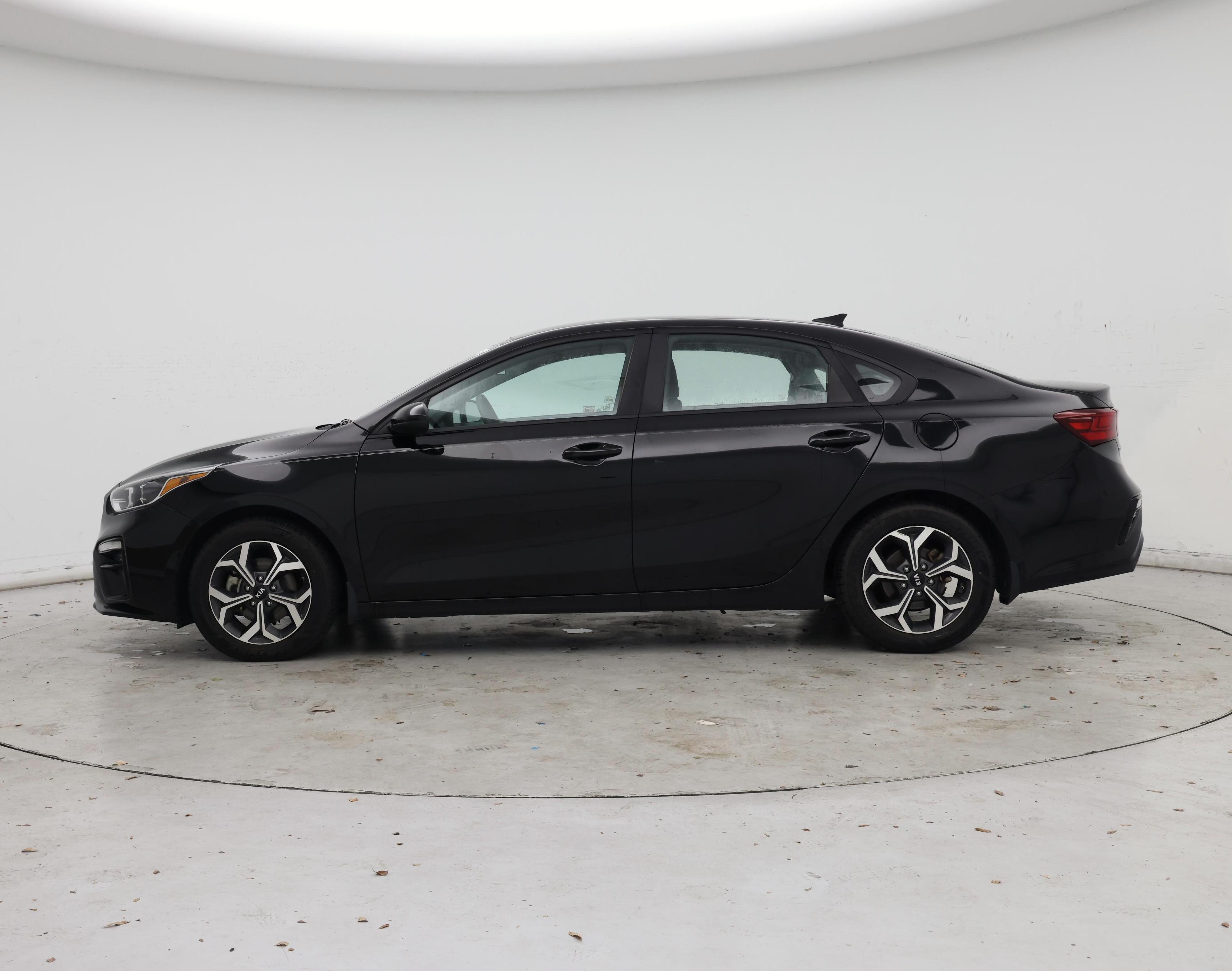 Thumbnail: 2019 Kia Forte - 3
