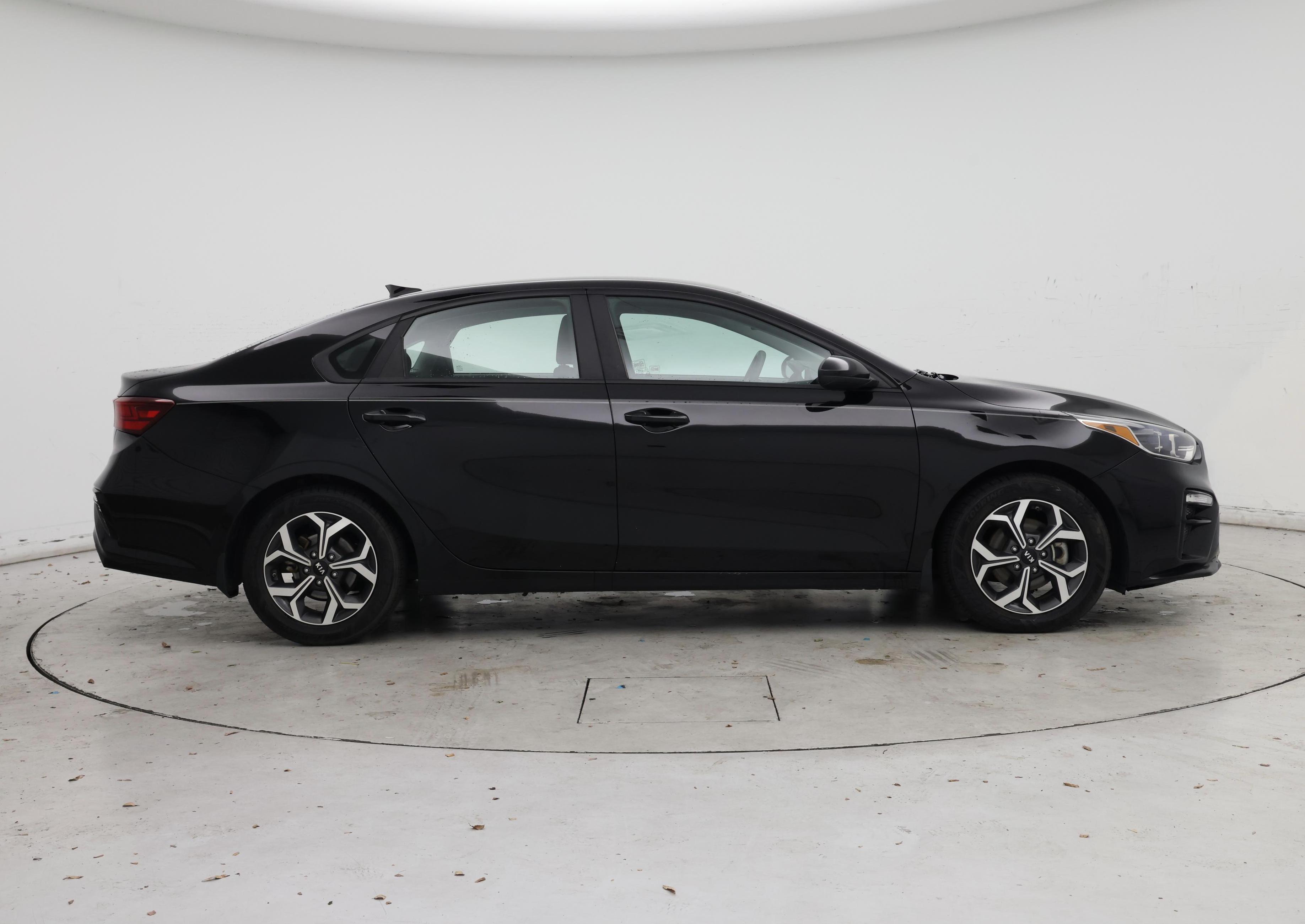 Thumbnail: 2019 Kia Forte - 7