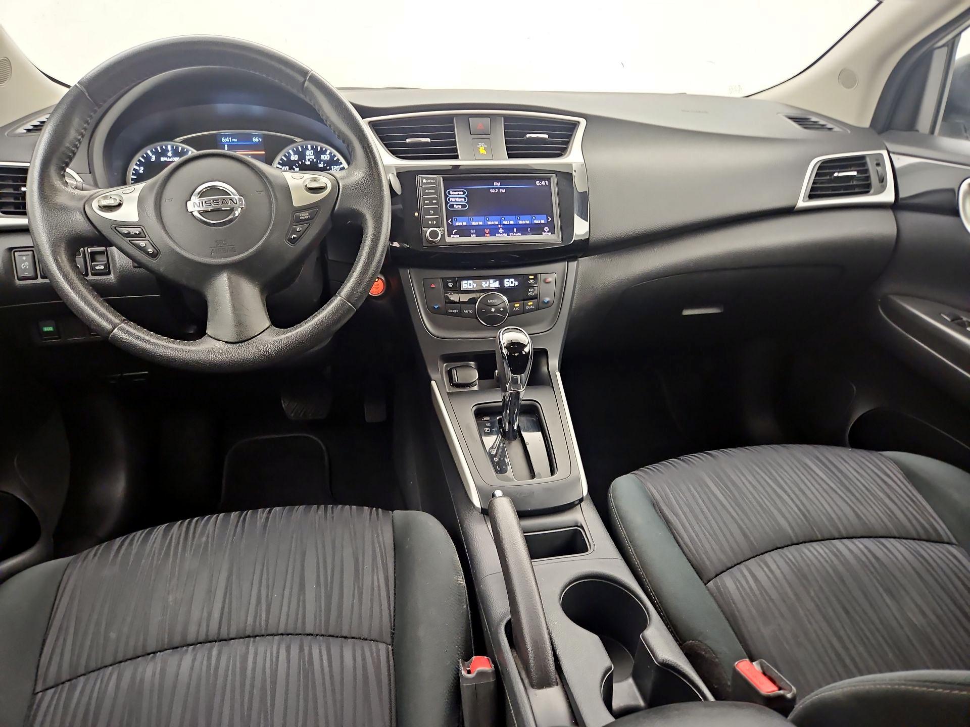 Thumbnail: 2019 Nissan Sentra - 9