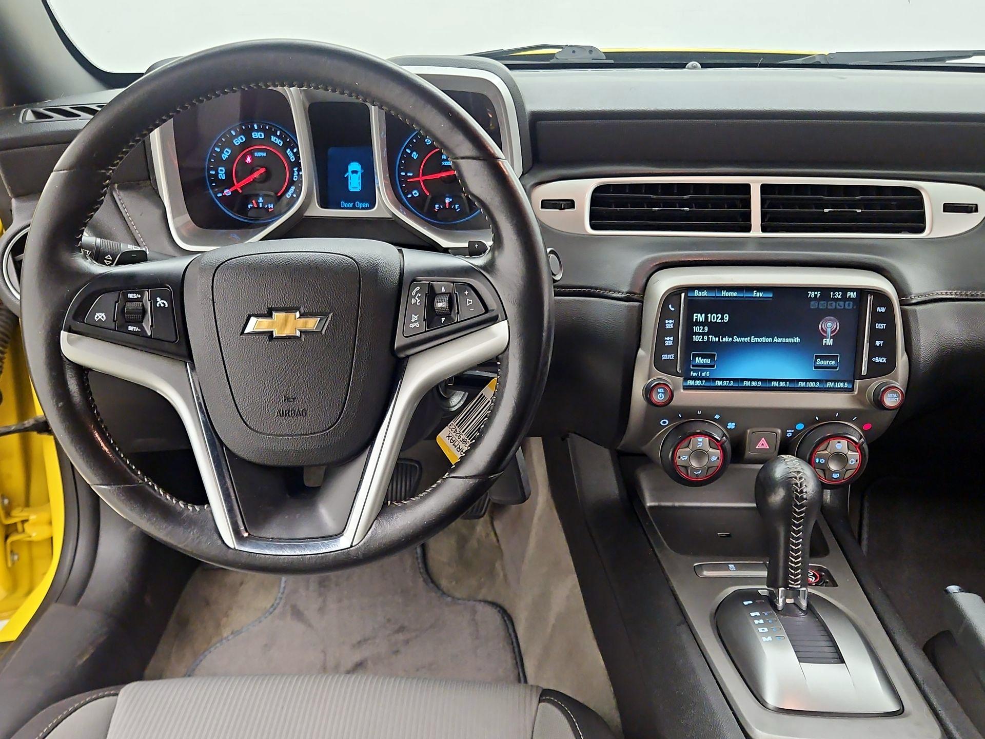 Thumbnail: 2015 Chevrolet Camaro - 10