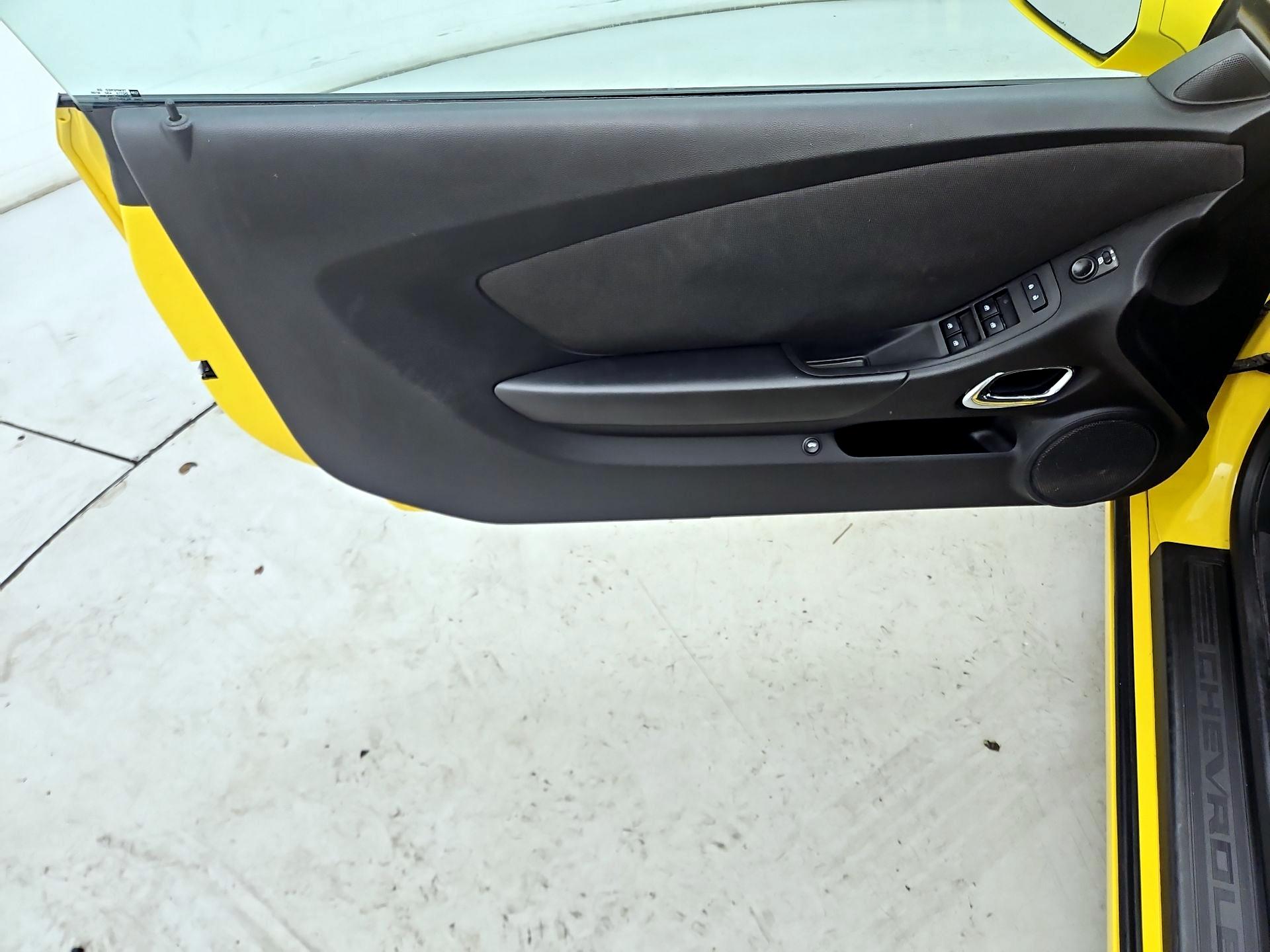 Thumbnail: 2015 Chevrolet Camaro - 12