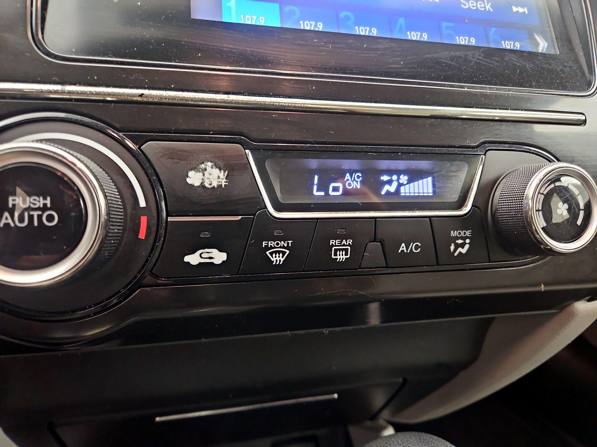 Thumbnail: 2015 Honda Civic - 16