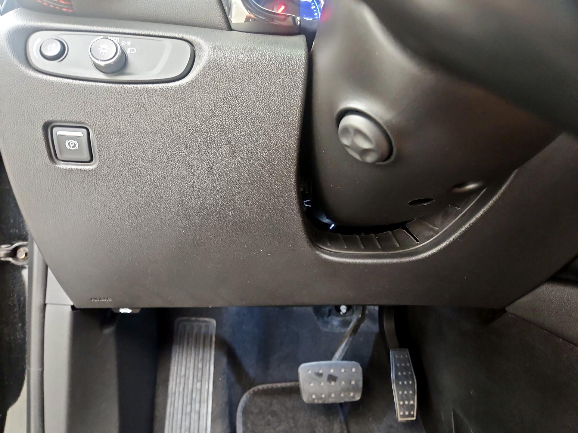 Thumbnail: 2020 Chevrolet Blazer - 13