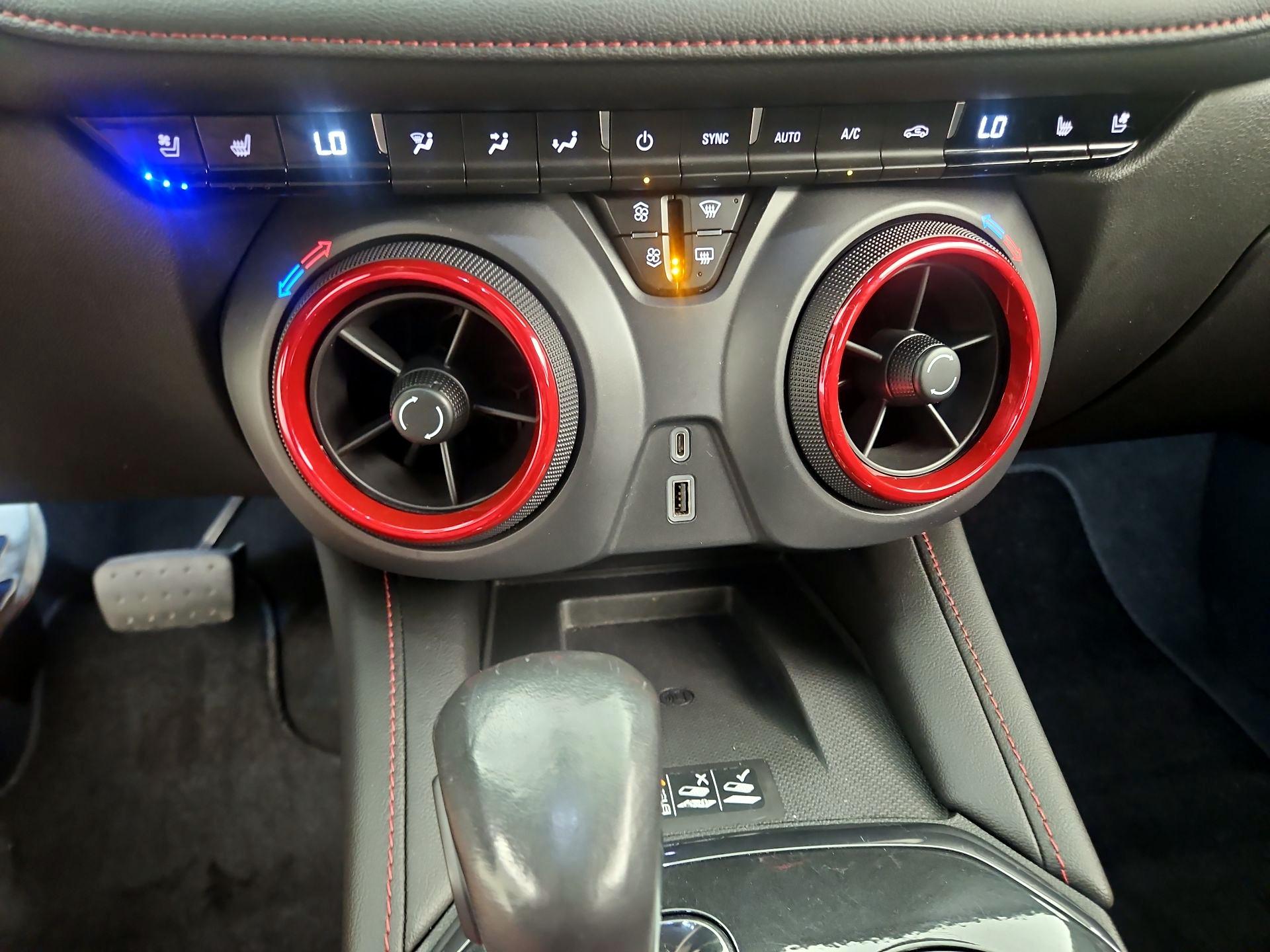 Thumbnail: 2020 Chevrolet Blazer - 16