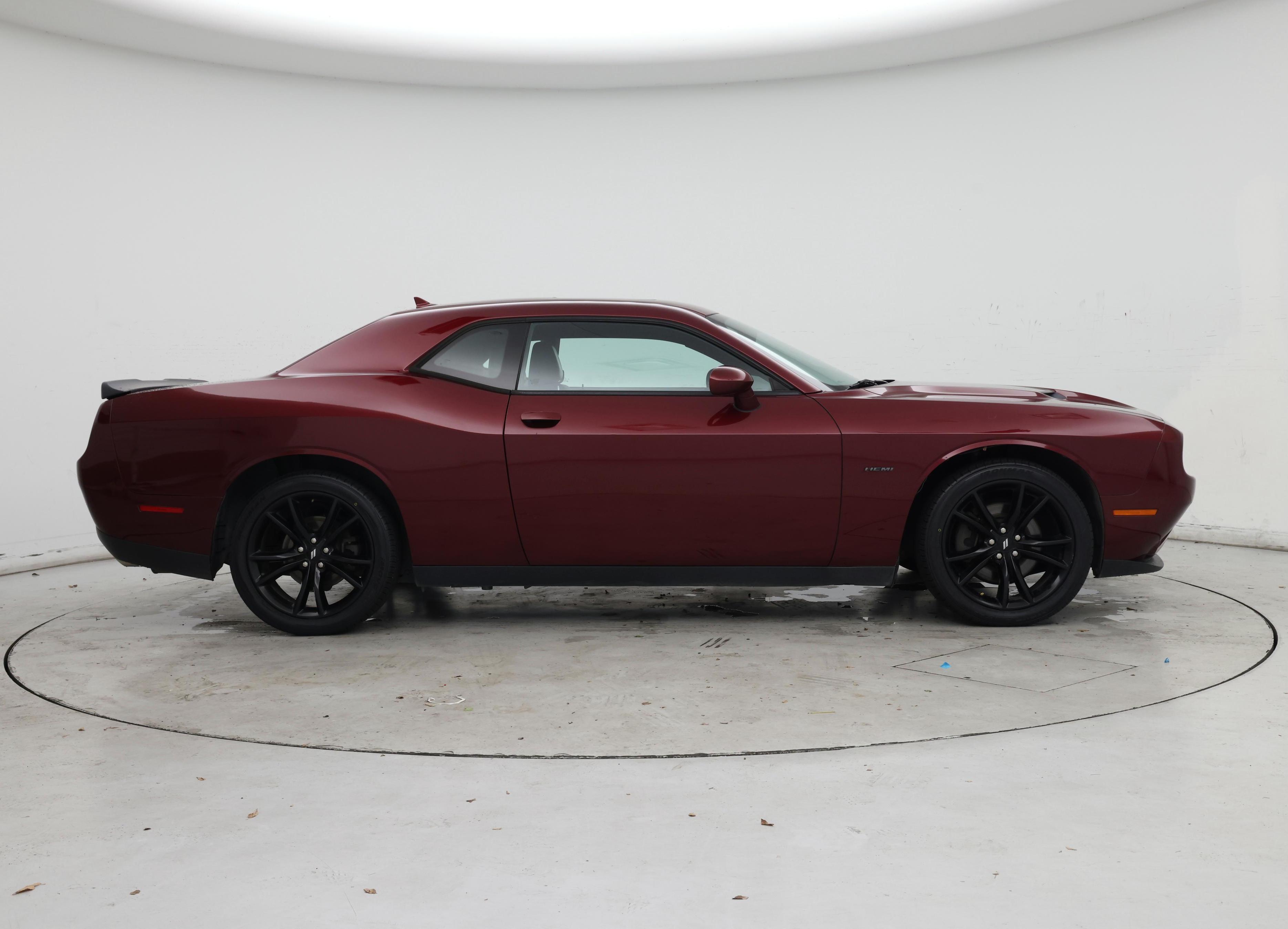 Thumbnail: 2018 Dodge Challenger - 7