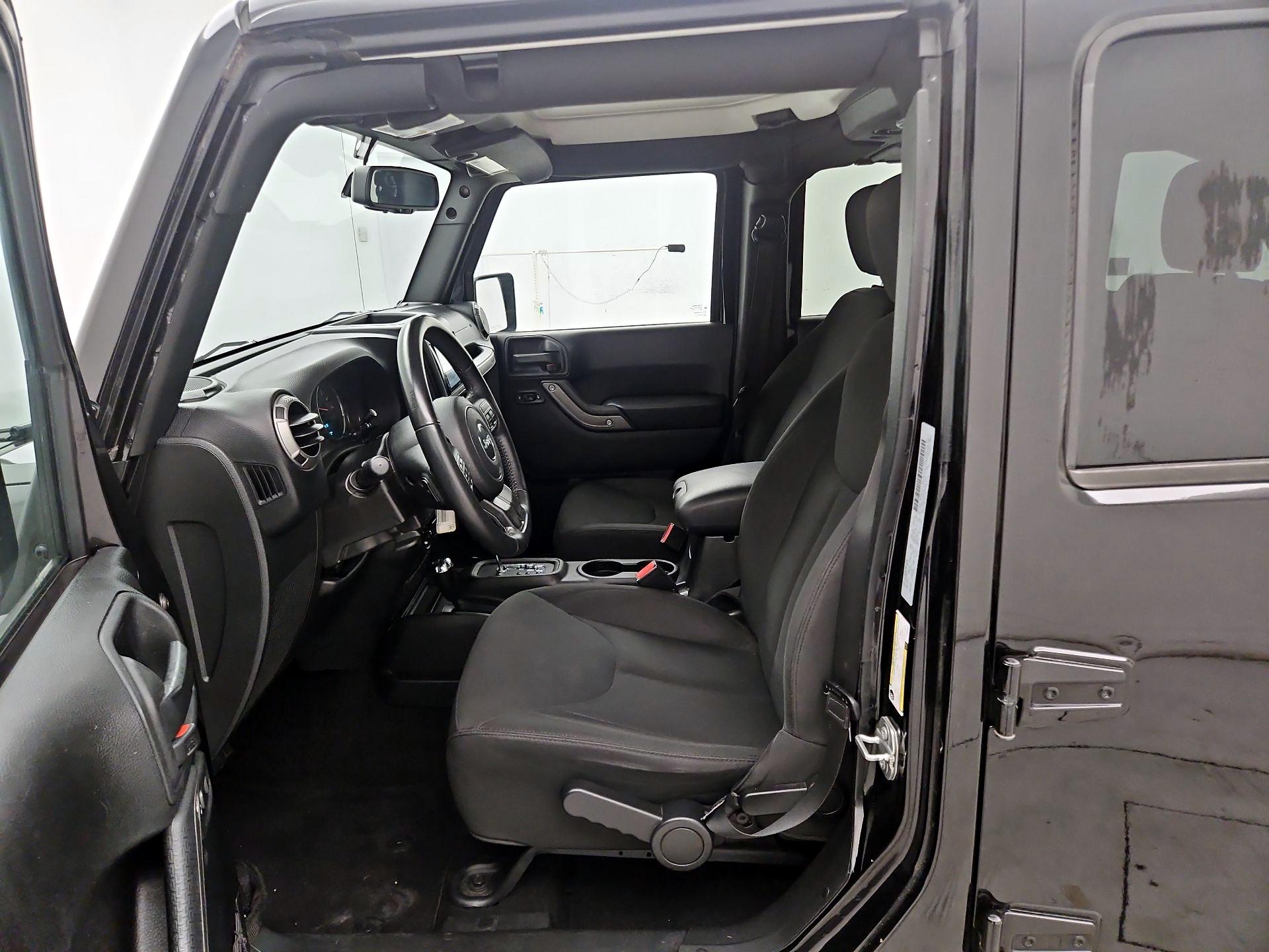 Thumbnail: 2017 Jeep Wrangler - 11