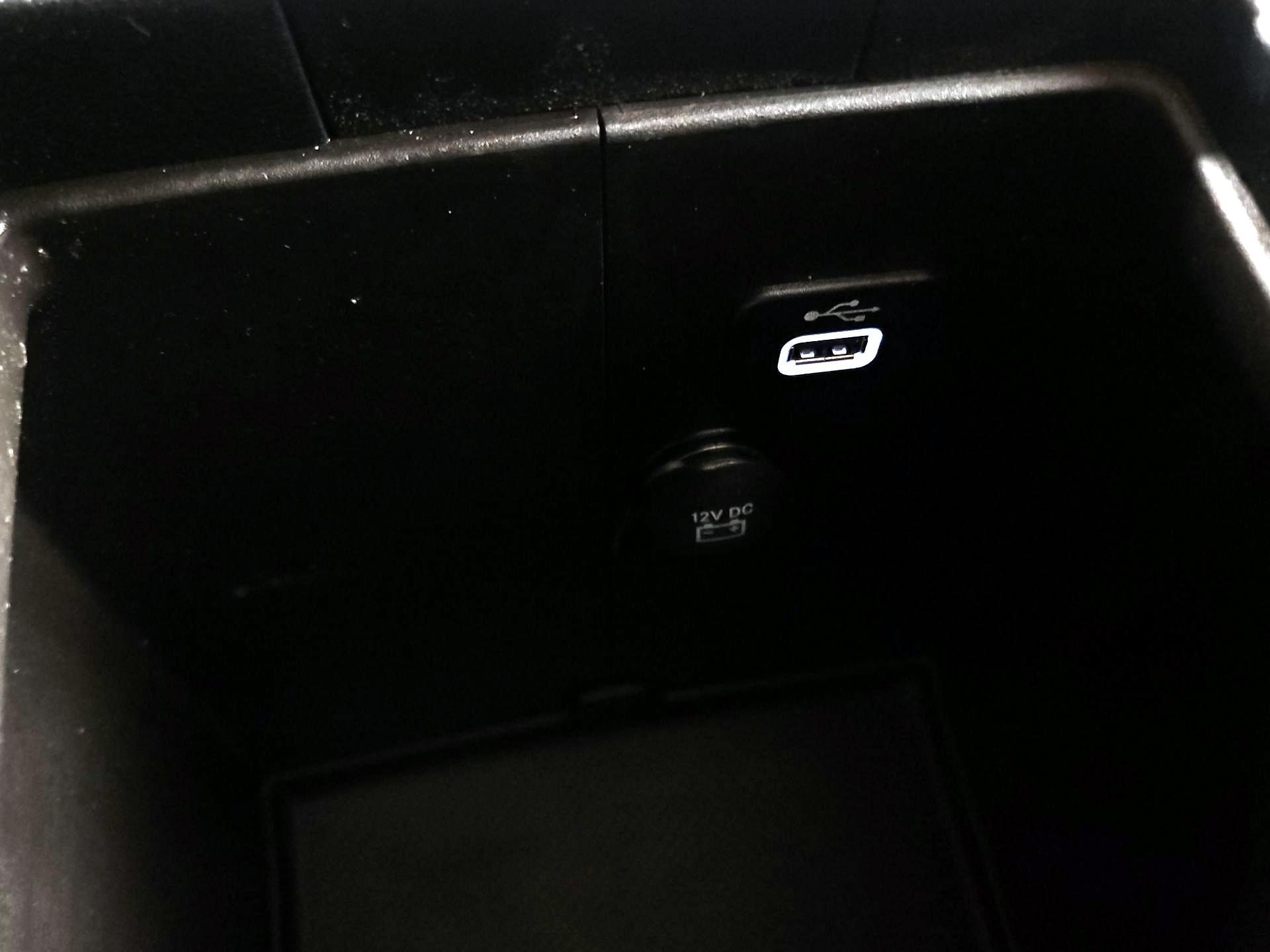 Thumbnail: 2017 Jeep Wrangler - 17