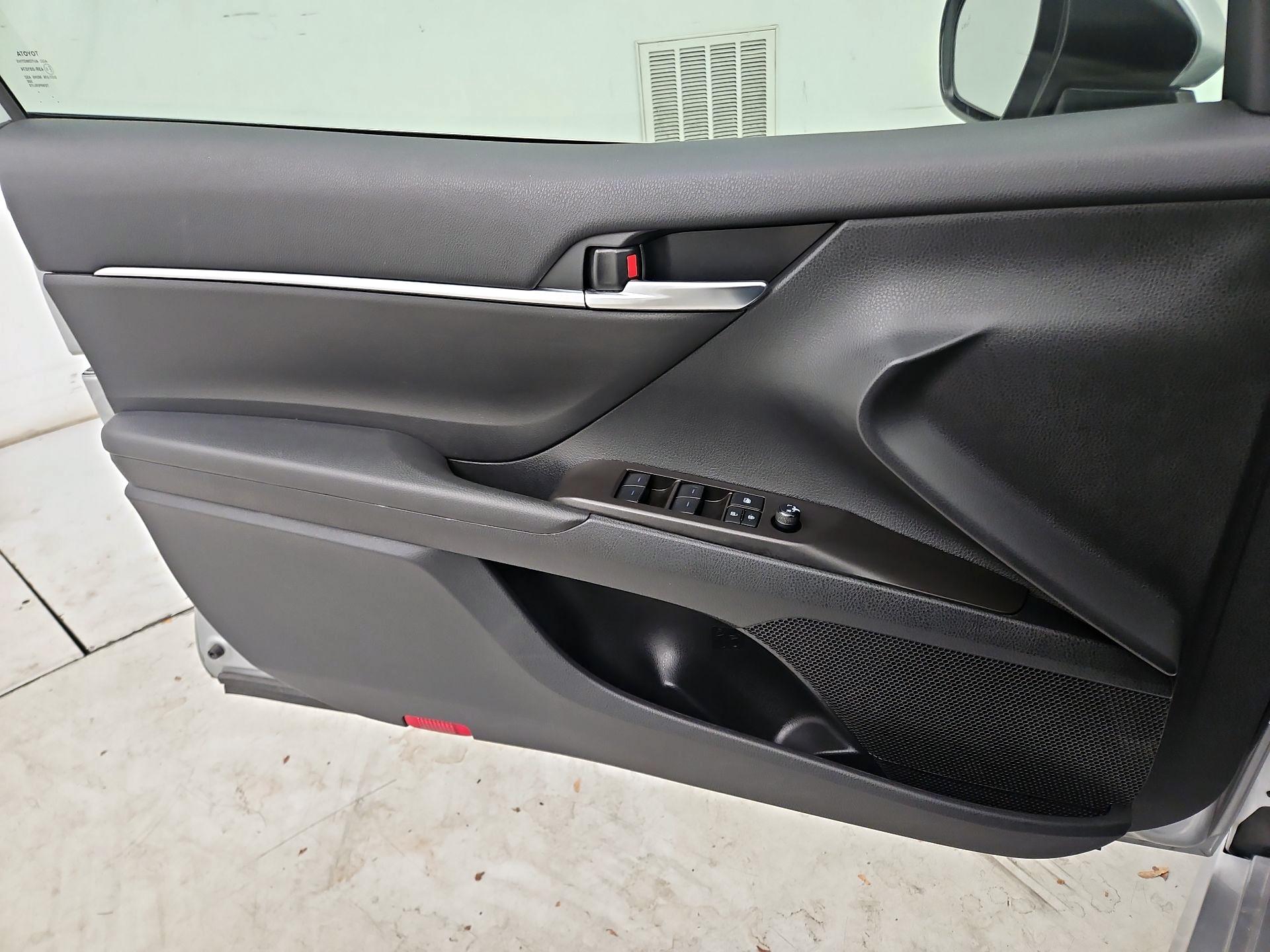 Thumbnail: 2024 Toyota Camry - 12