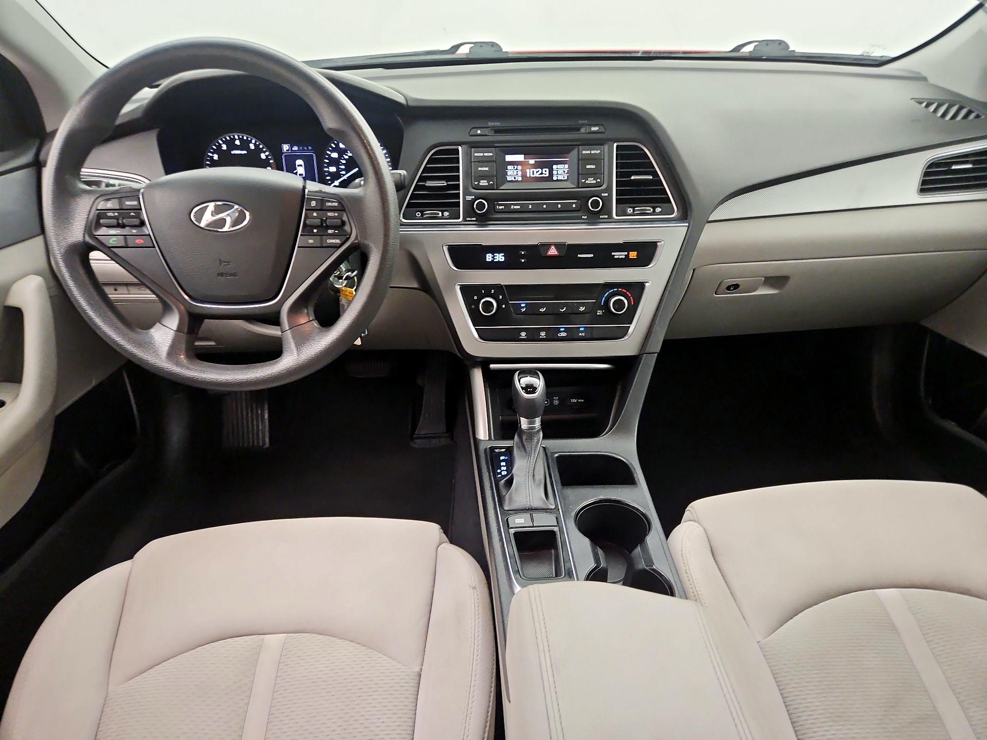 Thumbnail: 2017 Hyundai Sonata - 9