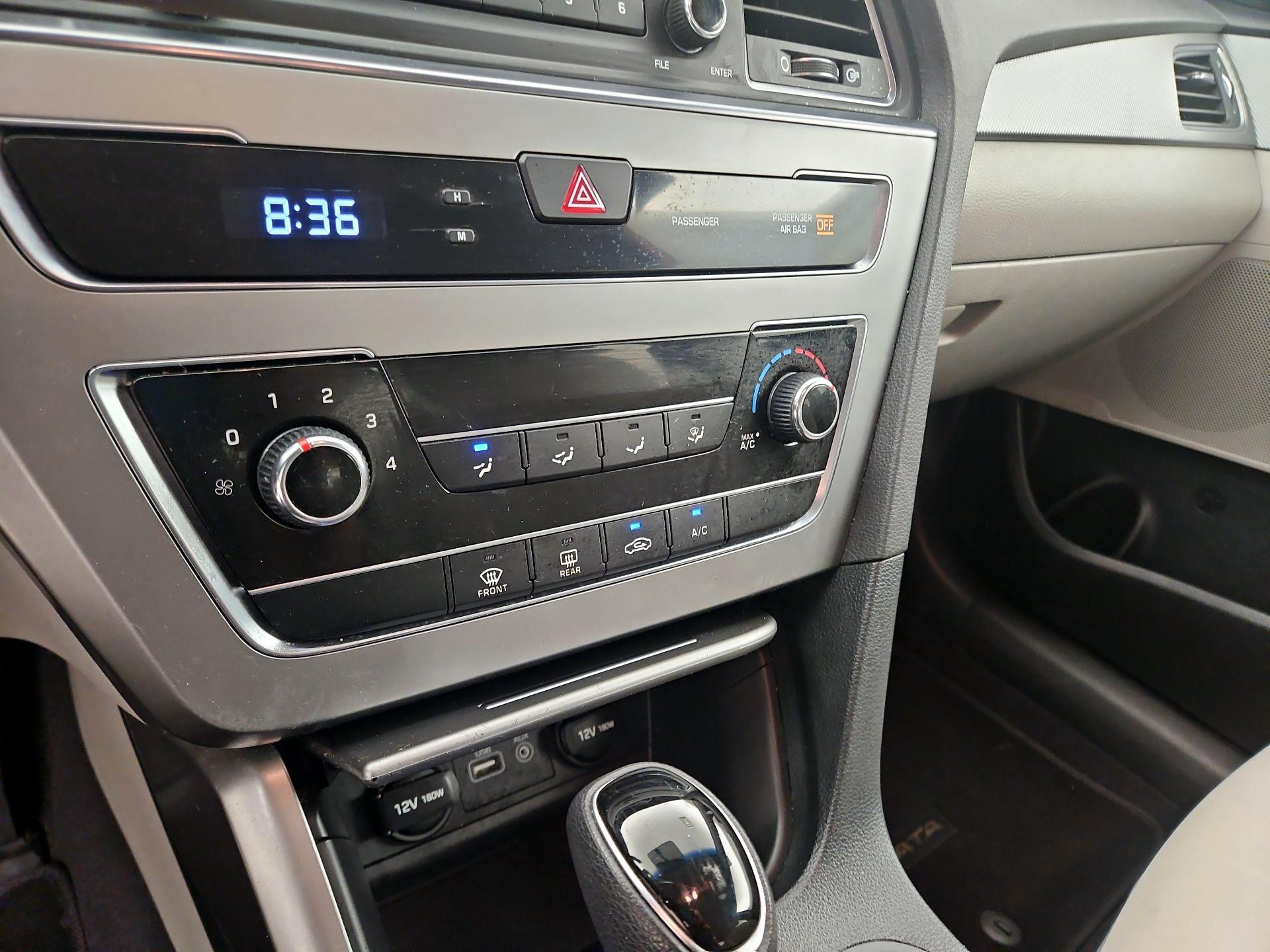 Thumbnail: 2017 Hyundai Sonata - 15