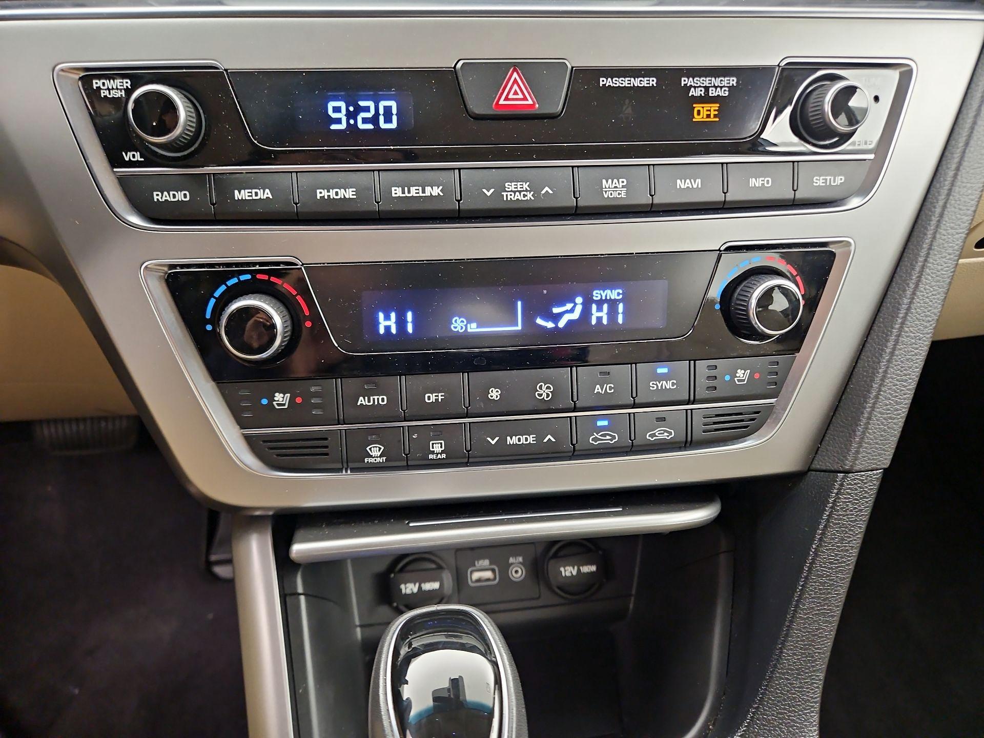 Thumbnail: 2017 Hyundai Sonata - 17