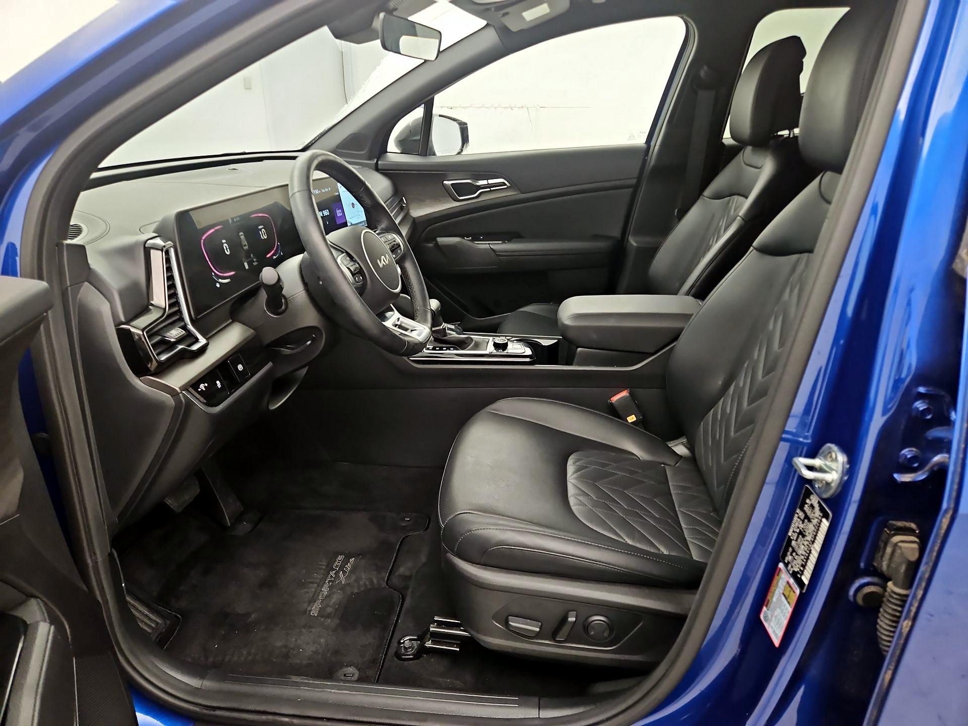 Thumbnail: 2023 Kia Sportage - 11