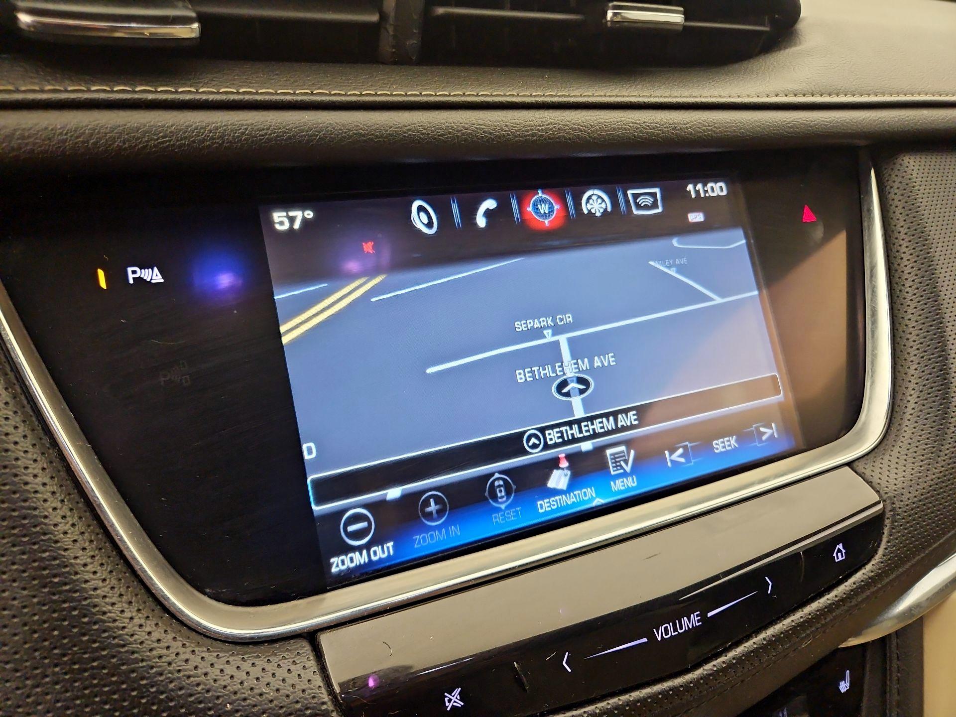 Thumbnail: 2017 Cadillac XT5 - 14