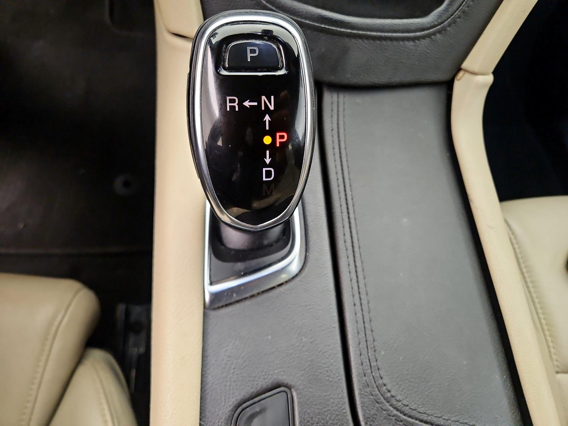 Thumbnail: 2017 Cadillac XT5 - 18