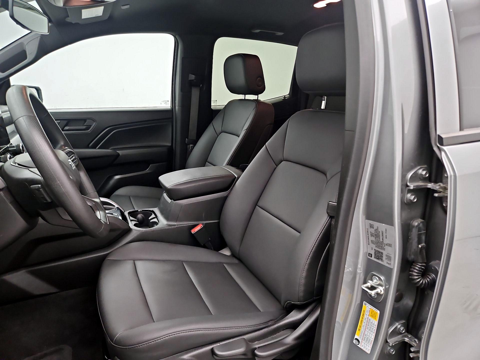 Thumbnail: 2024 Chevrolet Colorado - 11
