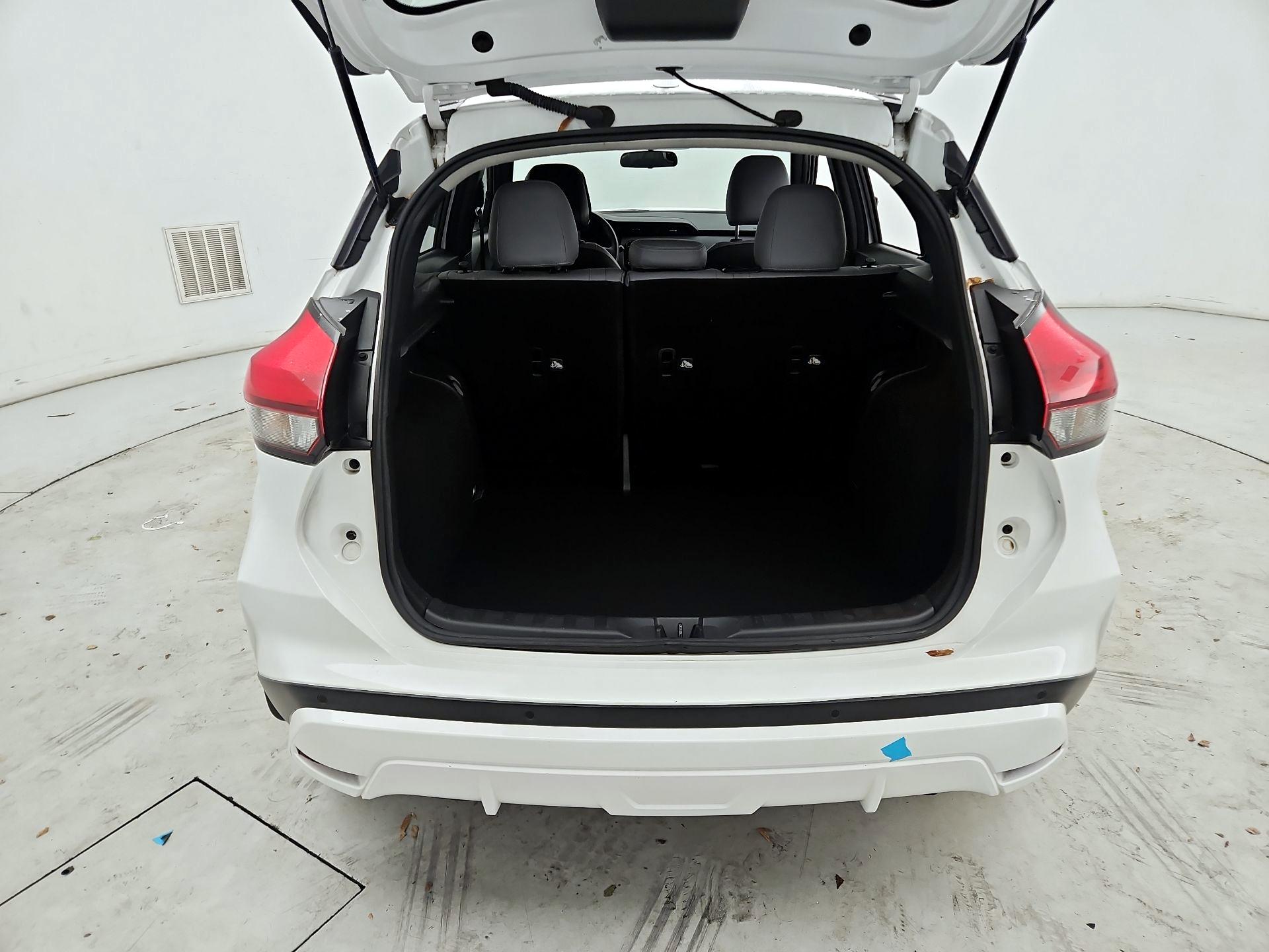 Thumbnail: 2021 Nissan Kicks - 20