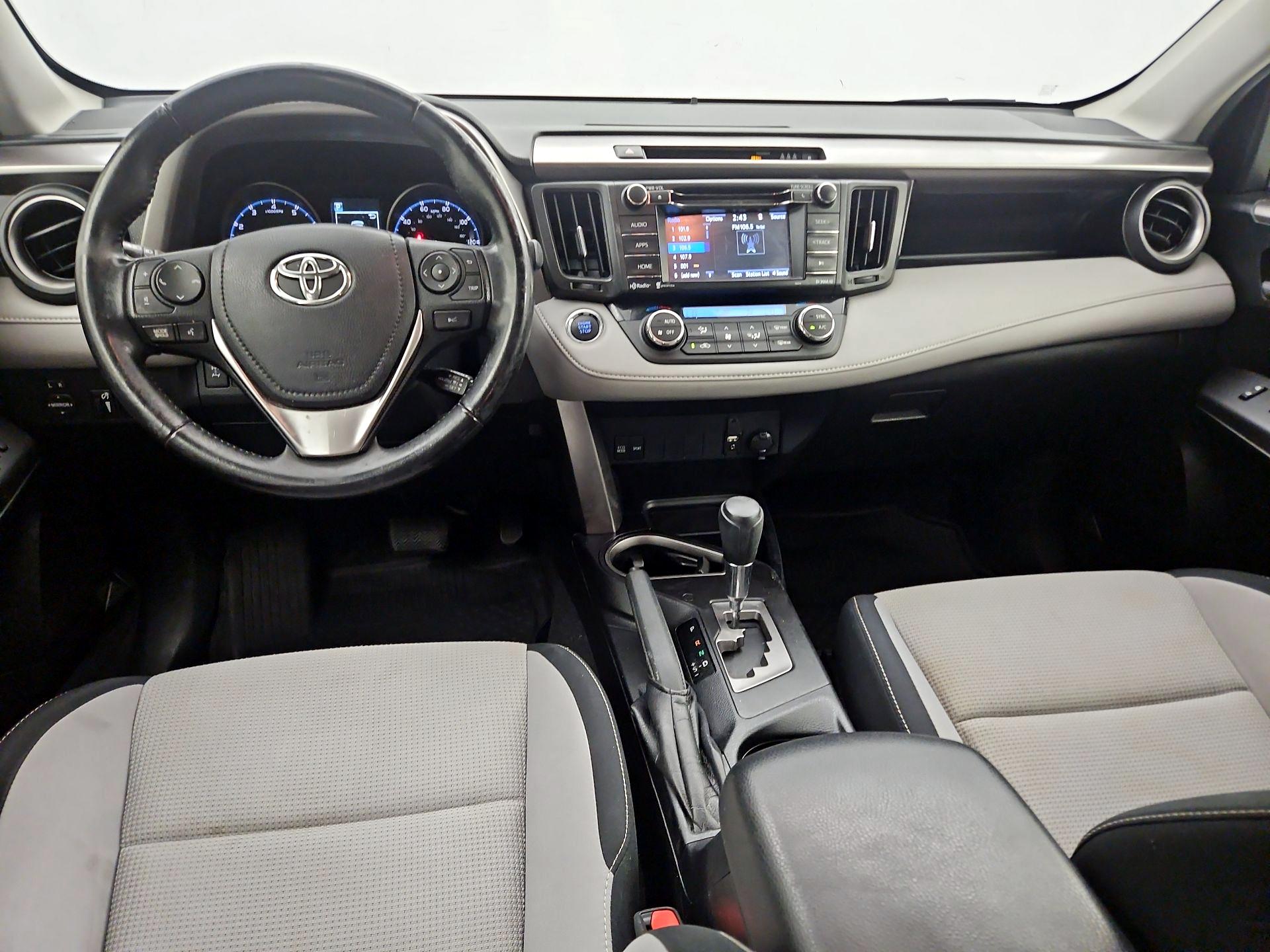 Thumbnail: 2017 Toyota RAV4 - 9