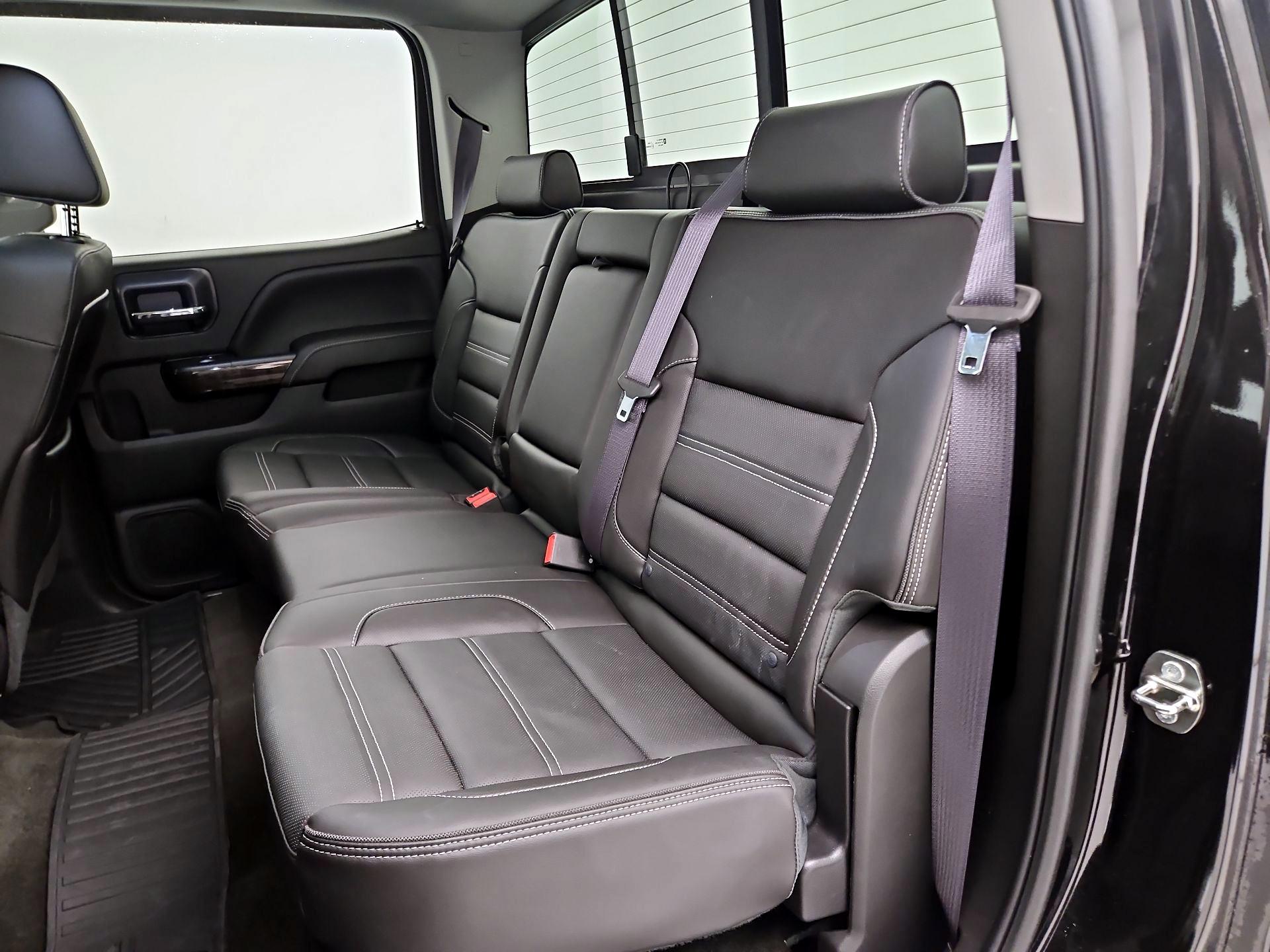 Thumbnail: 2015 GMC Sierra 3500 - 20