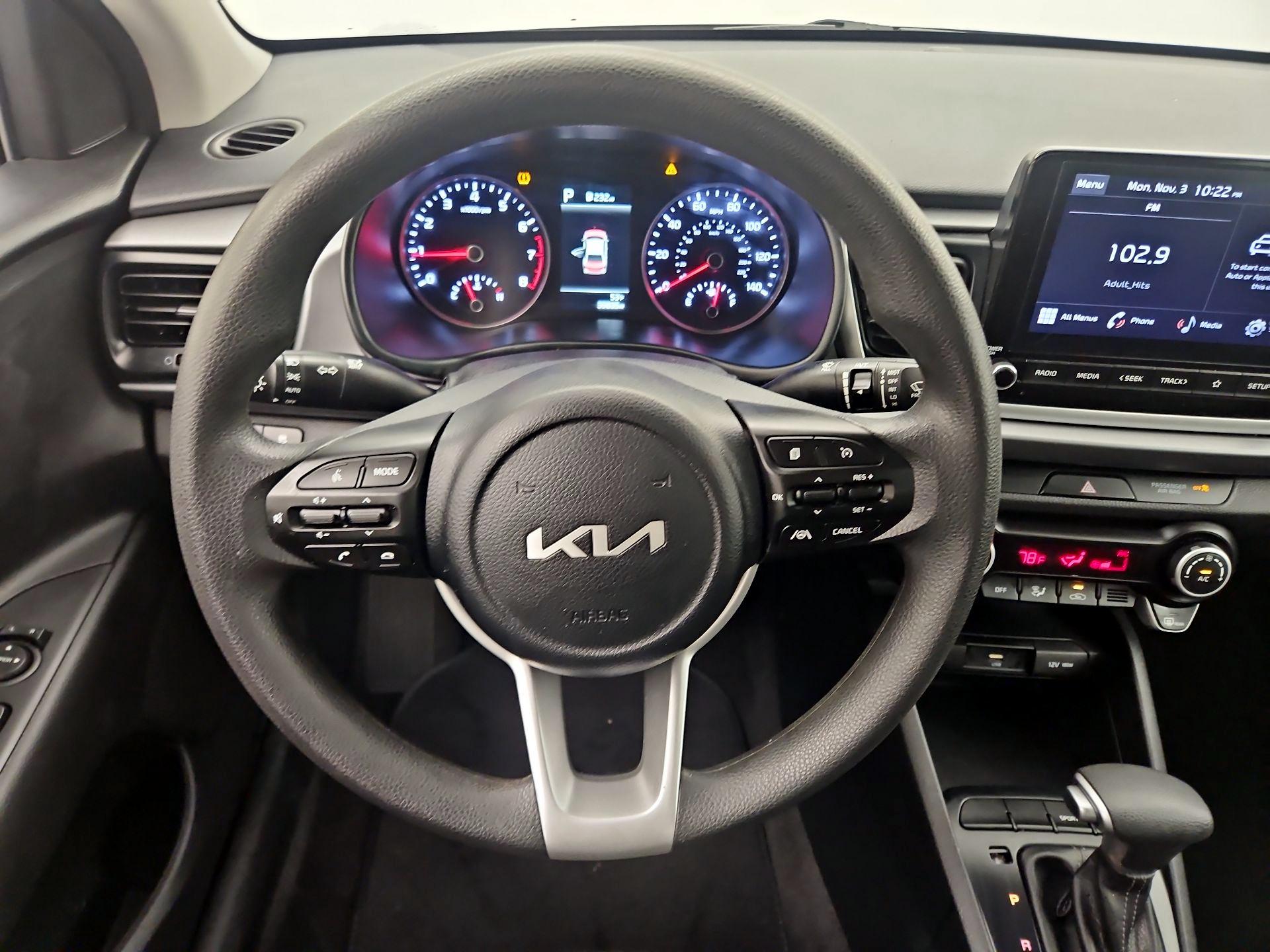 Thumbnail: 2023 Kia Rio - 10