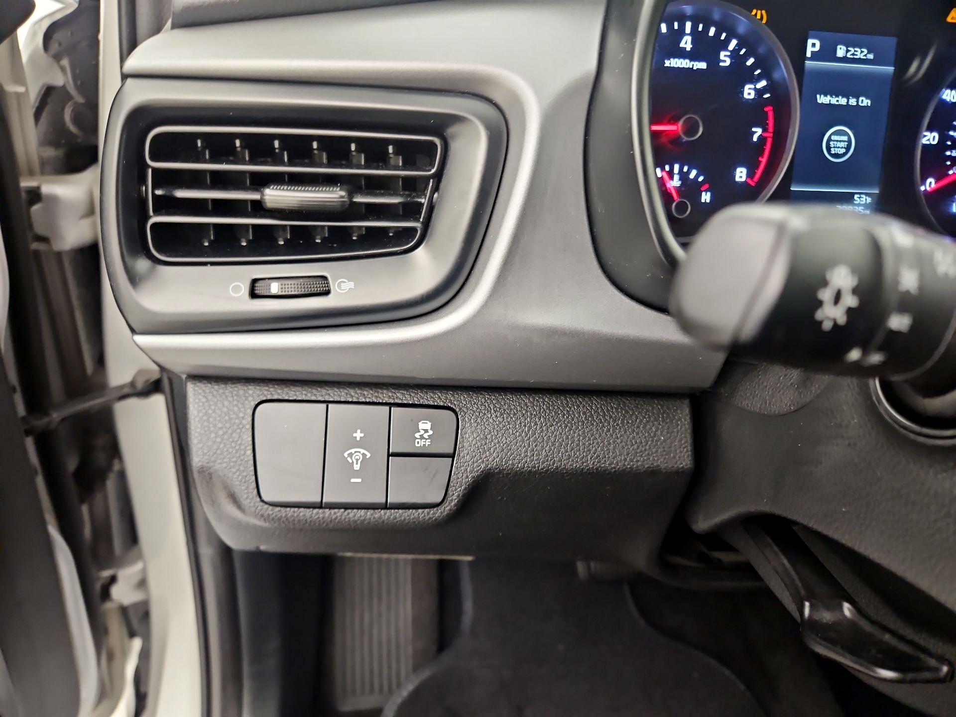 Thumbnail: 2023 Kia Rio - 13