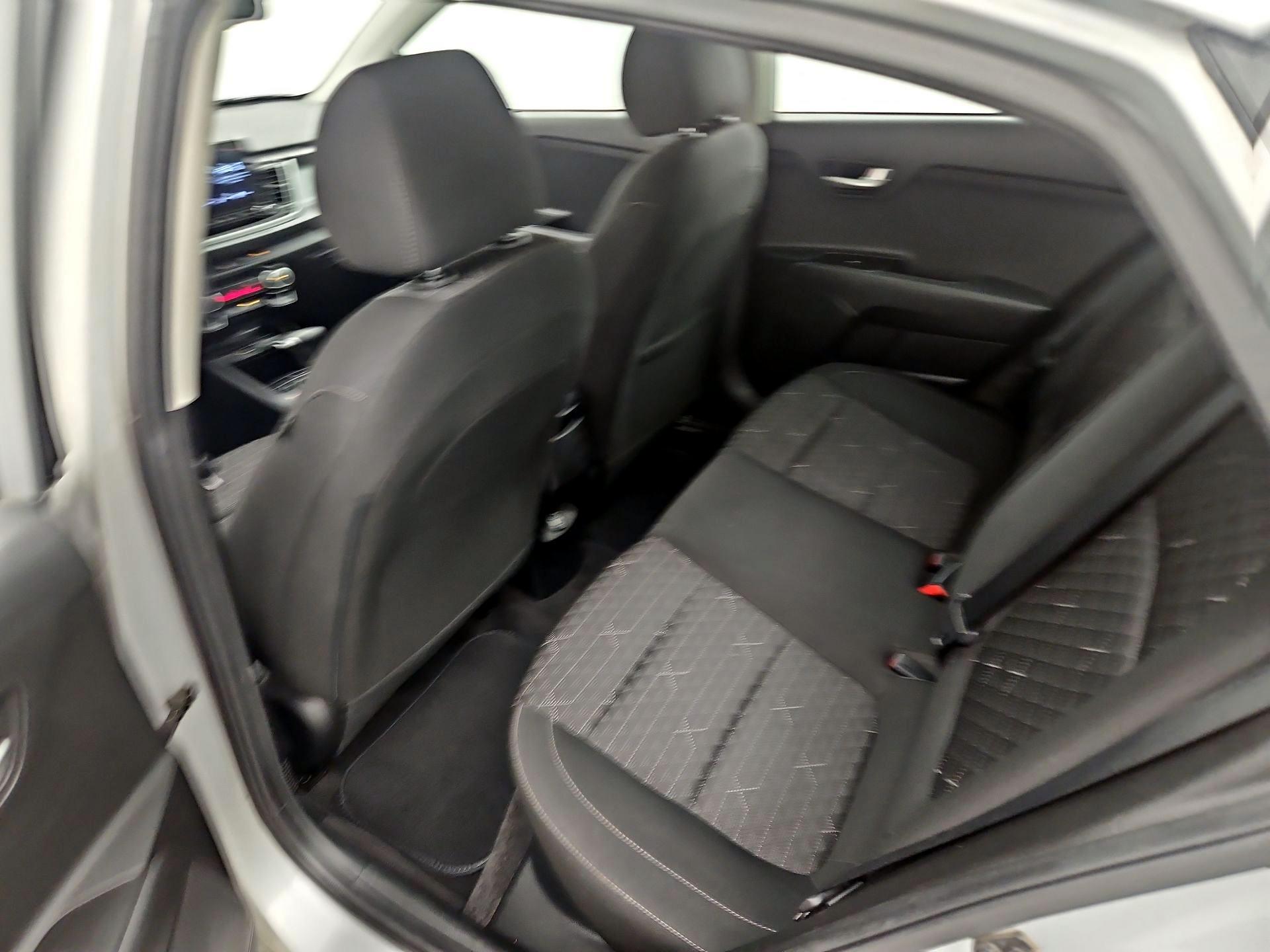 Thumbnail: 2023 Kia Rio - 19