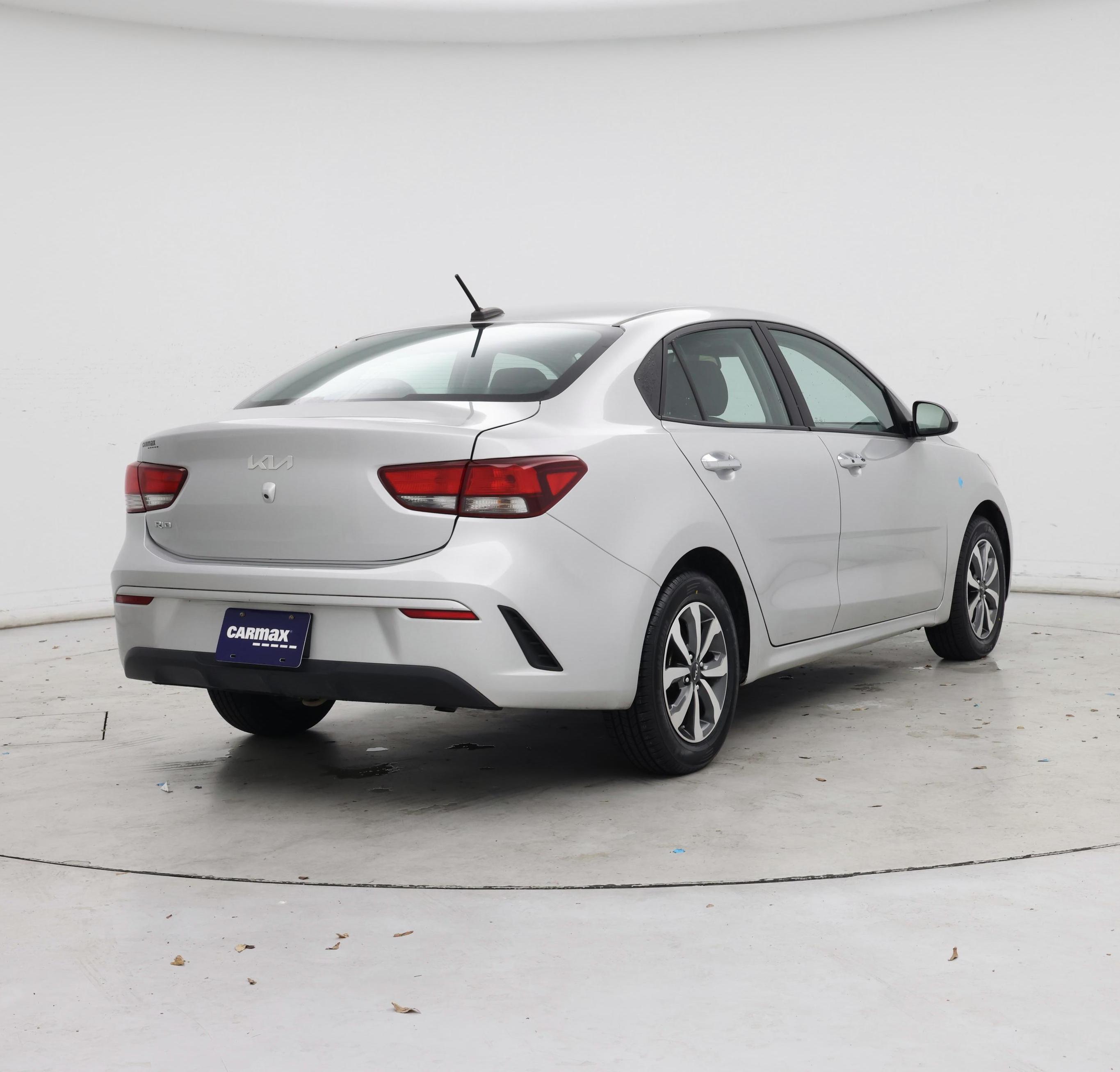 Thumbnail: 2023 Kia Rio - 8