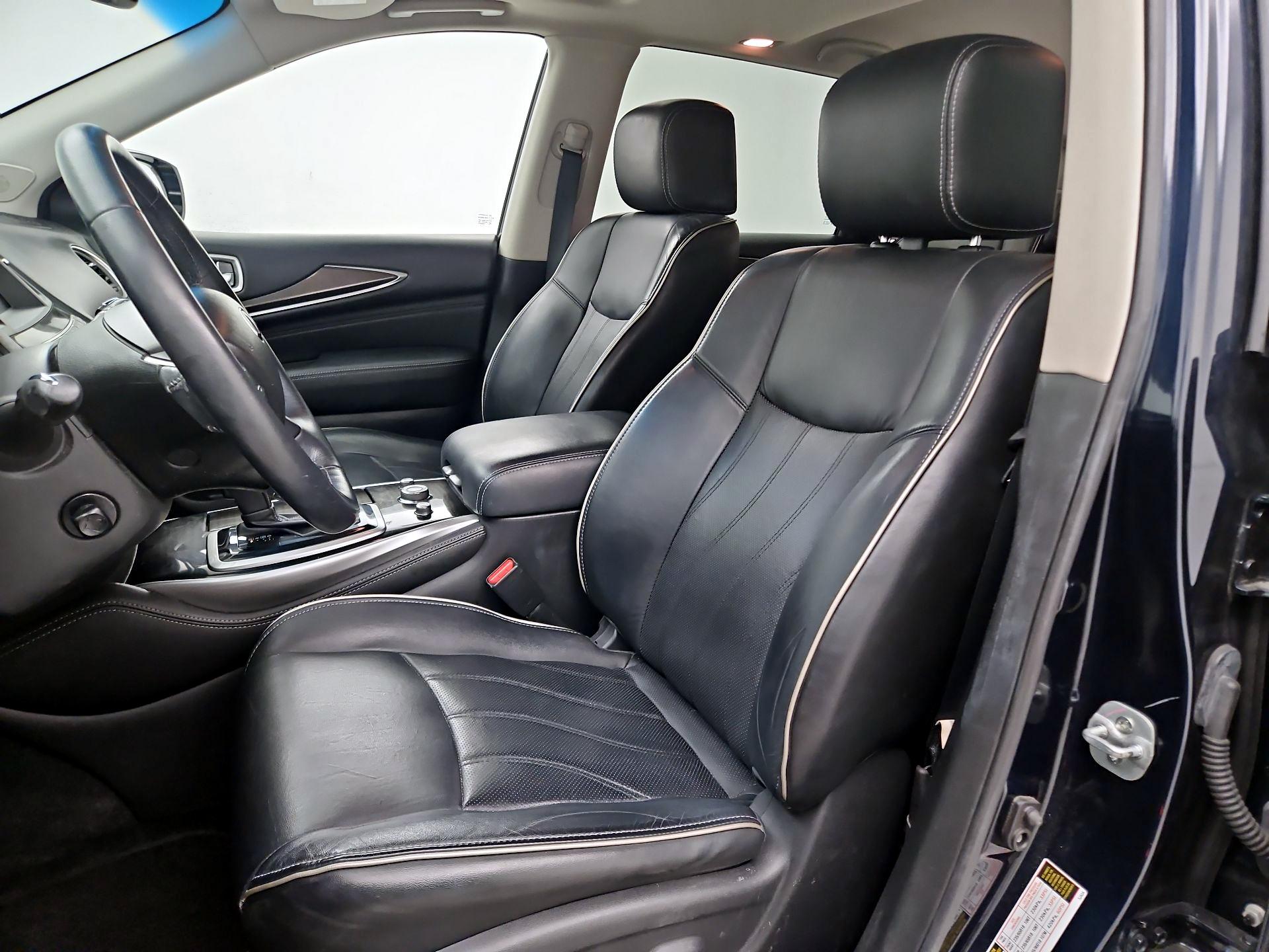 Thumbnail: 2016 INFINITI QX60 - 11